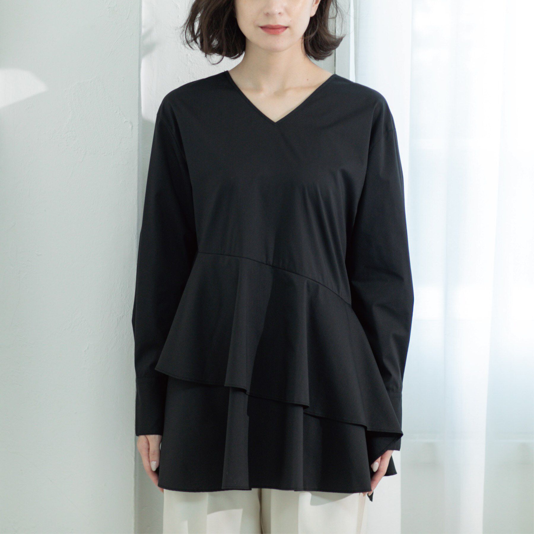 OPAQUE.CLIP「アシンメトリーフリルチュニック【洗濯機洗い可】」|シャツ・ブラウス|