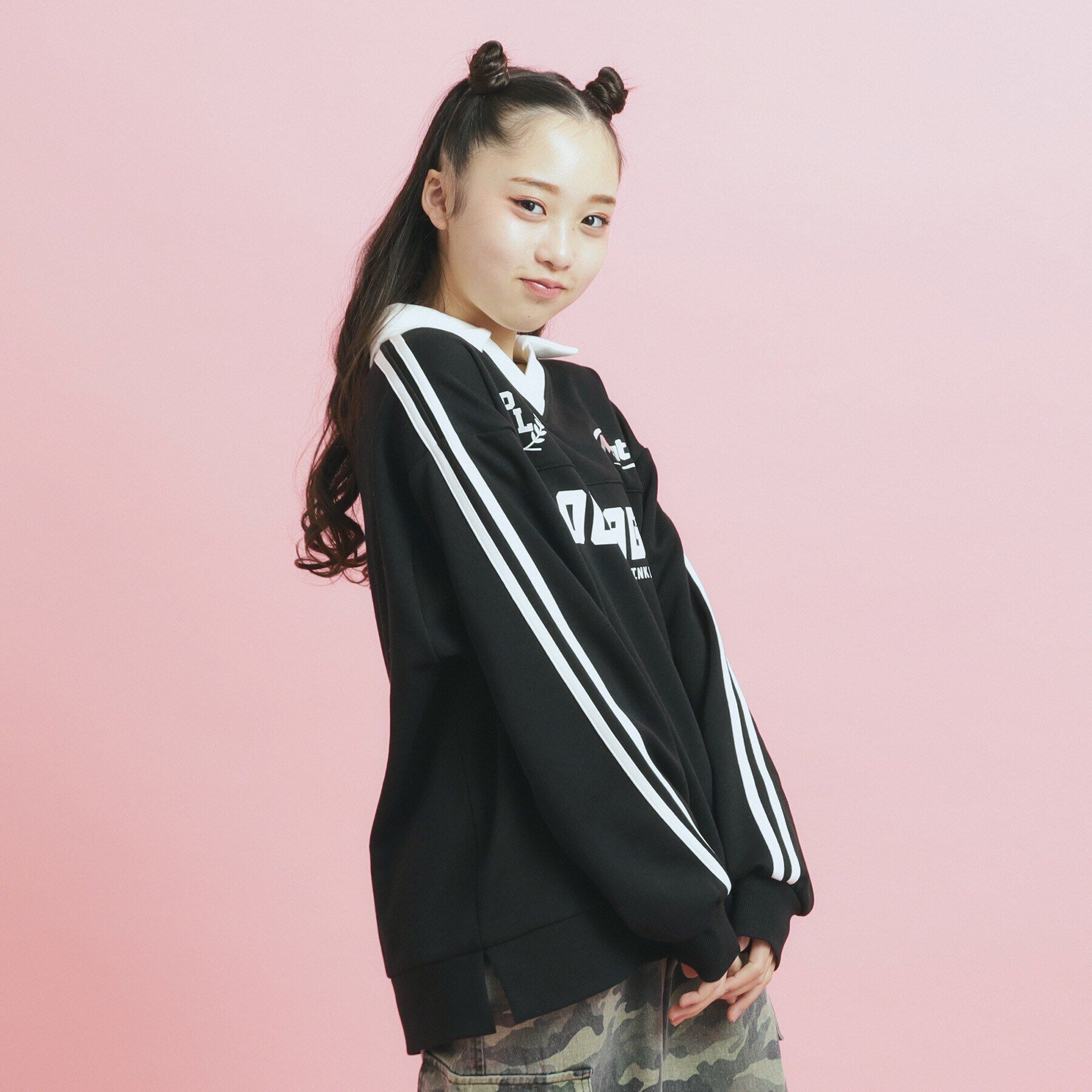 PINK-latte「トレンドVネックゲームシャツ」|Tシャツ・カットソー|