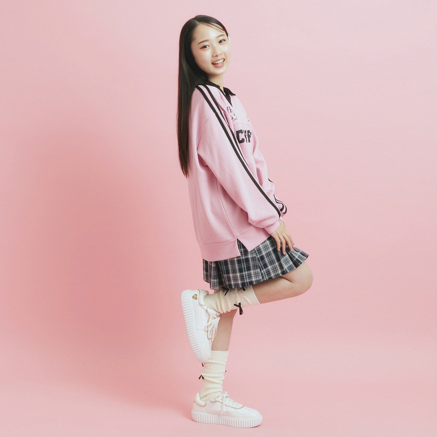 PINK-latte「トレンドVネックゲームシャツ」|Tシャツ・カットソー|