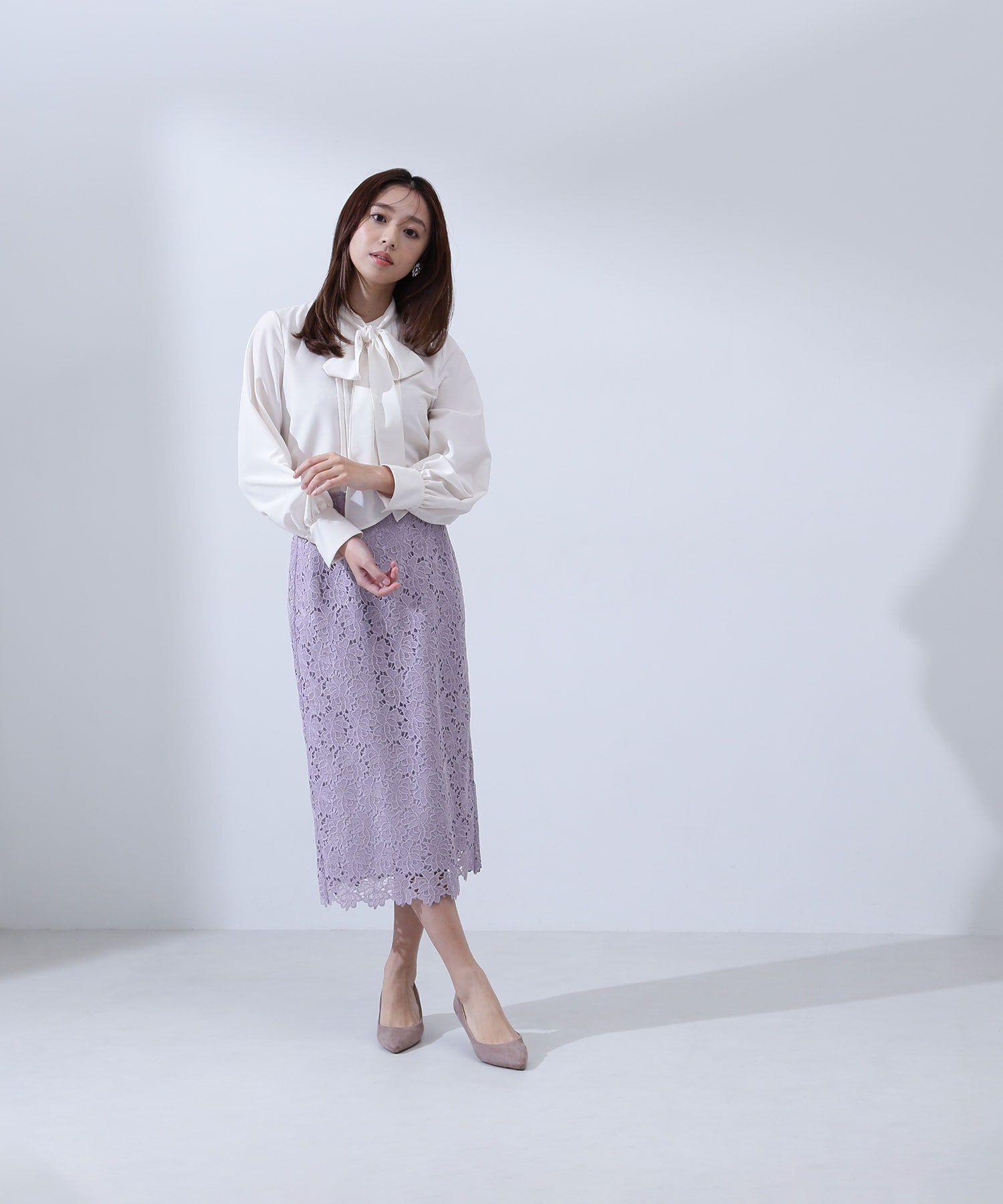  「フラワーレースタイトスカート」|スカート|ラベンダー