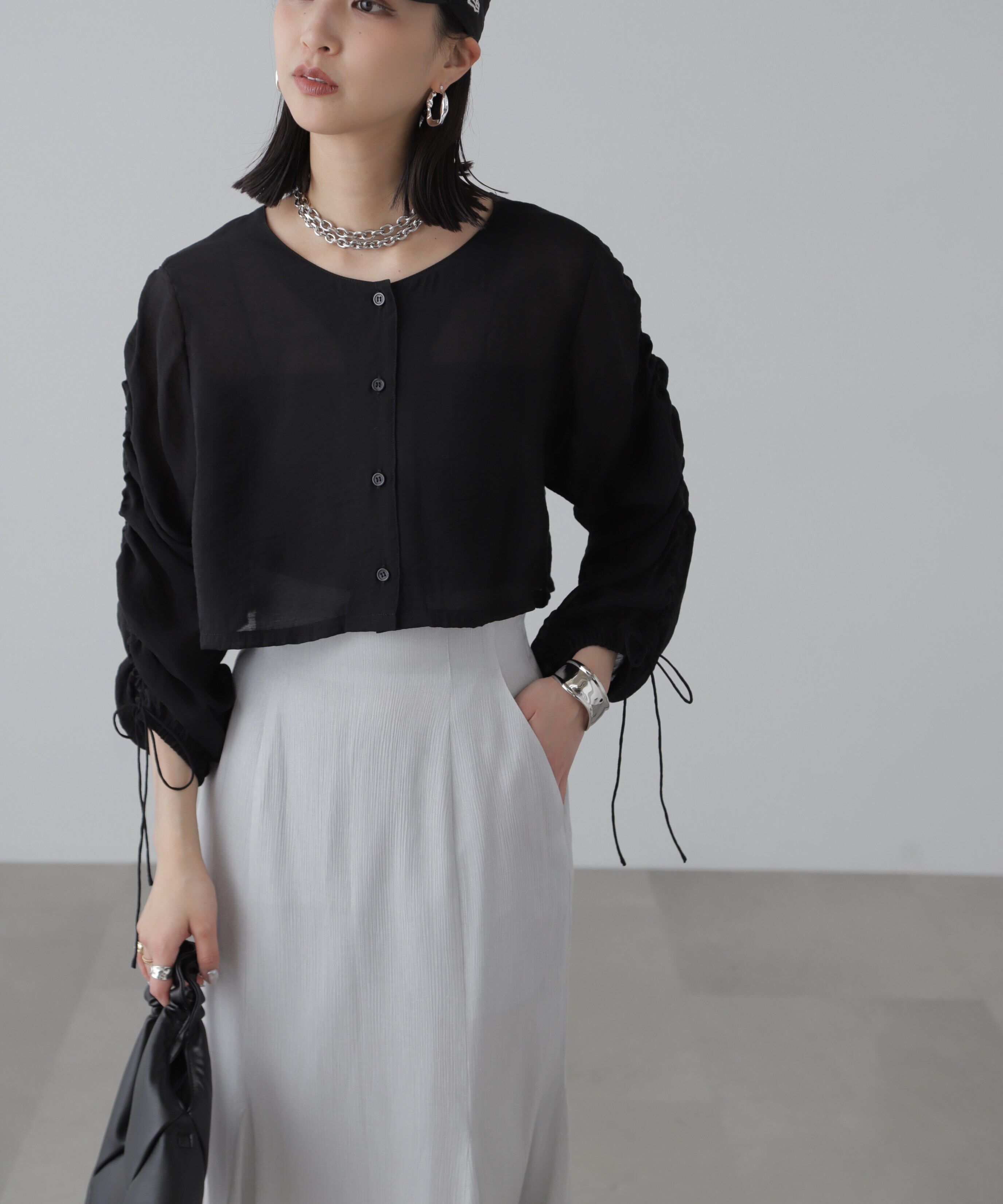  「［グレーカラーWEB限定］袖ドロストギャザーボレロ」|シャツ・ブラウス|