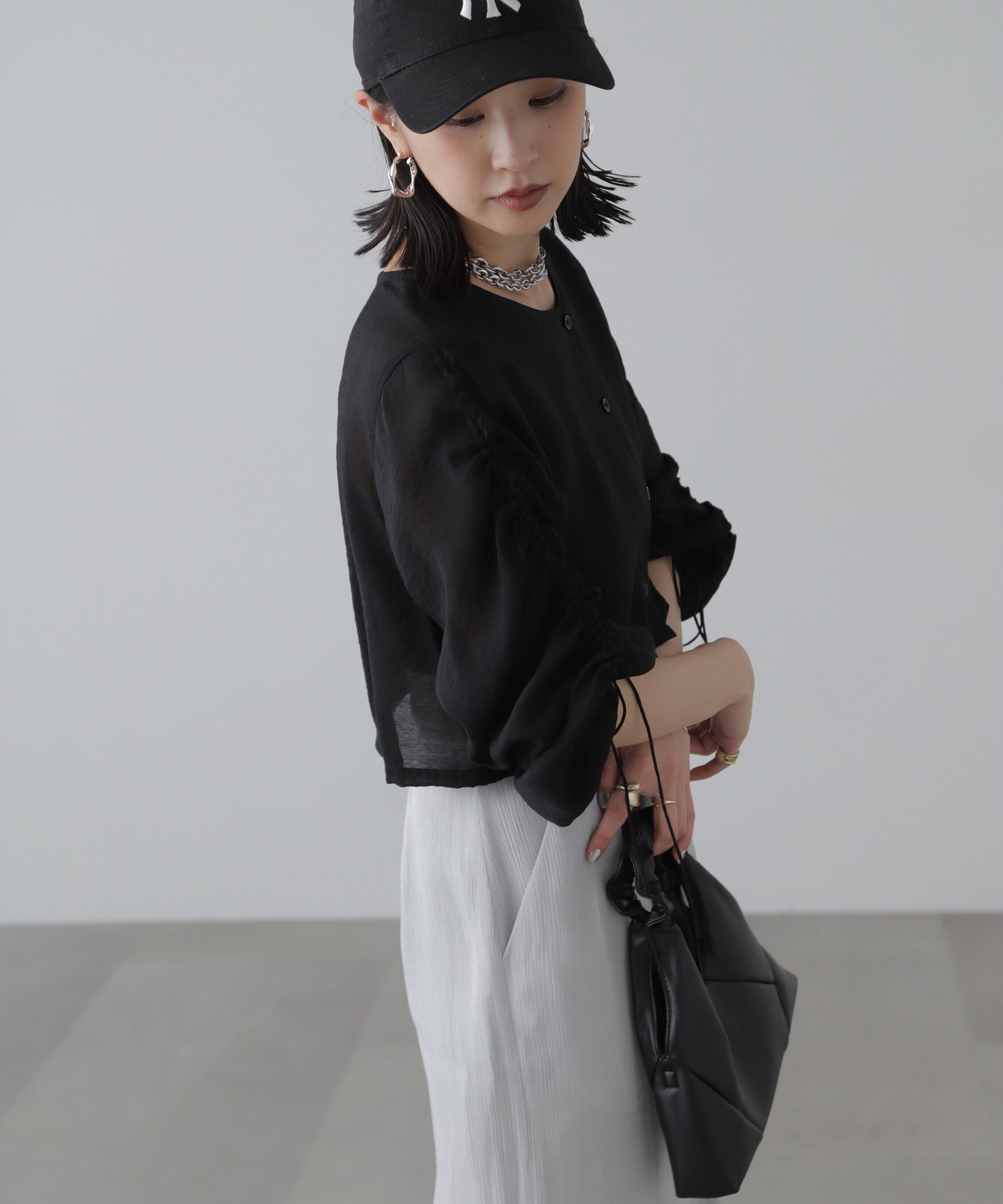  「［グレーカラーWEB限定］袖ドロストギャザーボレロ」|シャツ・ブラウス|