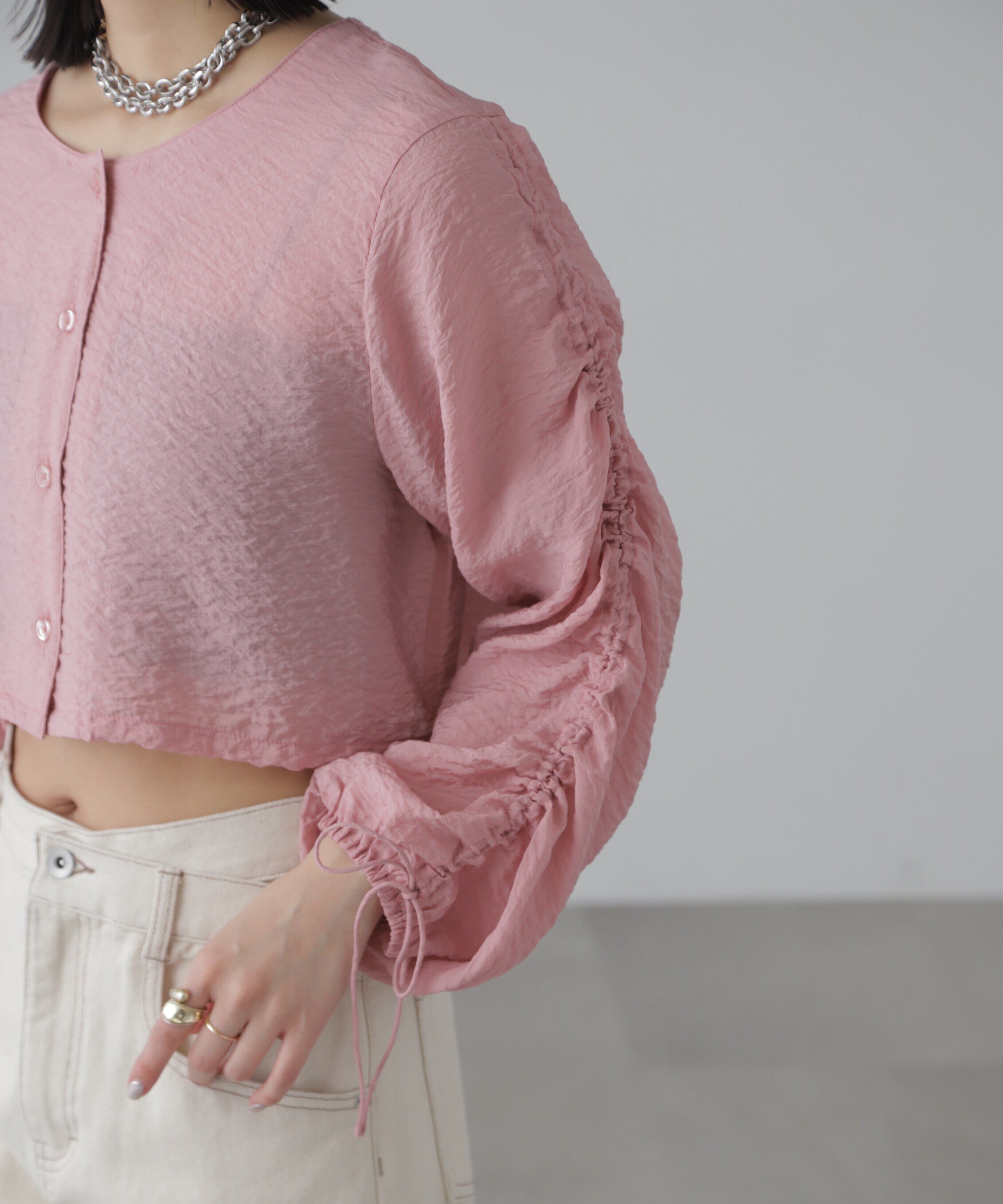  「［グレーカラーWEB限定］袖ドロストギャザーボレロ」|シャツ・ブラウス|