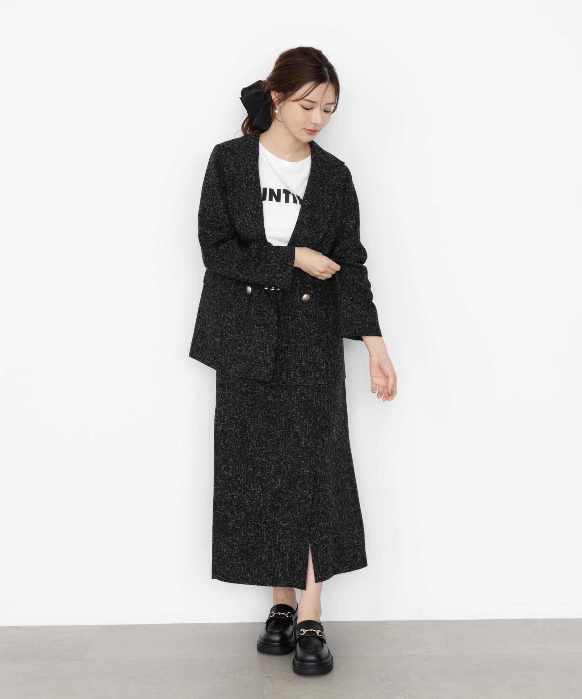 PROPORTION BODY DRESSING「アシメ釦ナロースカート 25AW」|スカート|