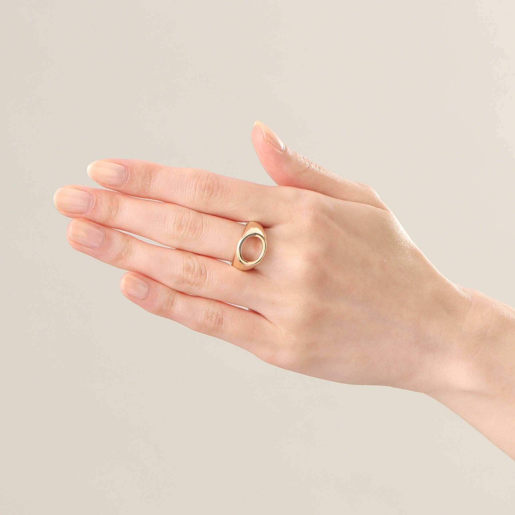 COCOSHNIK「K10オープンシグネット オーバルリング」|リング|
