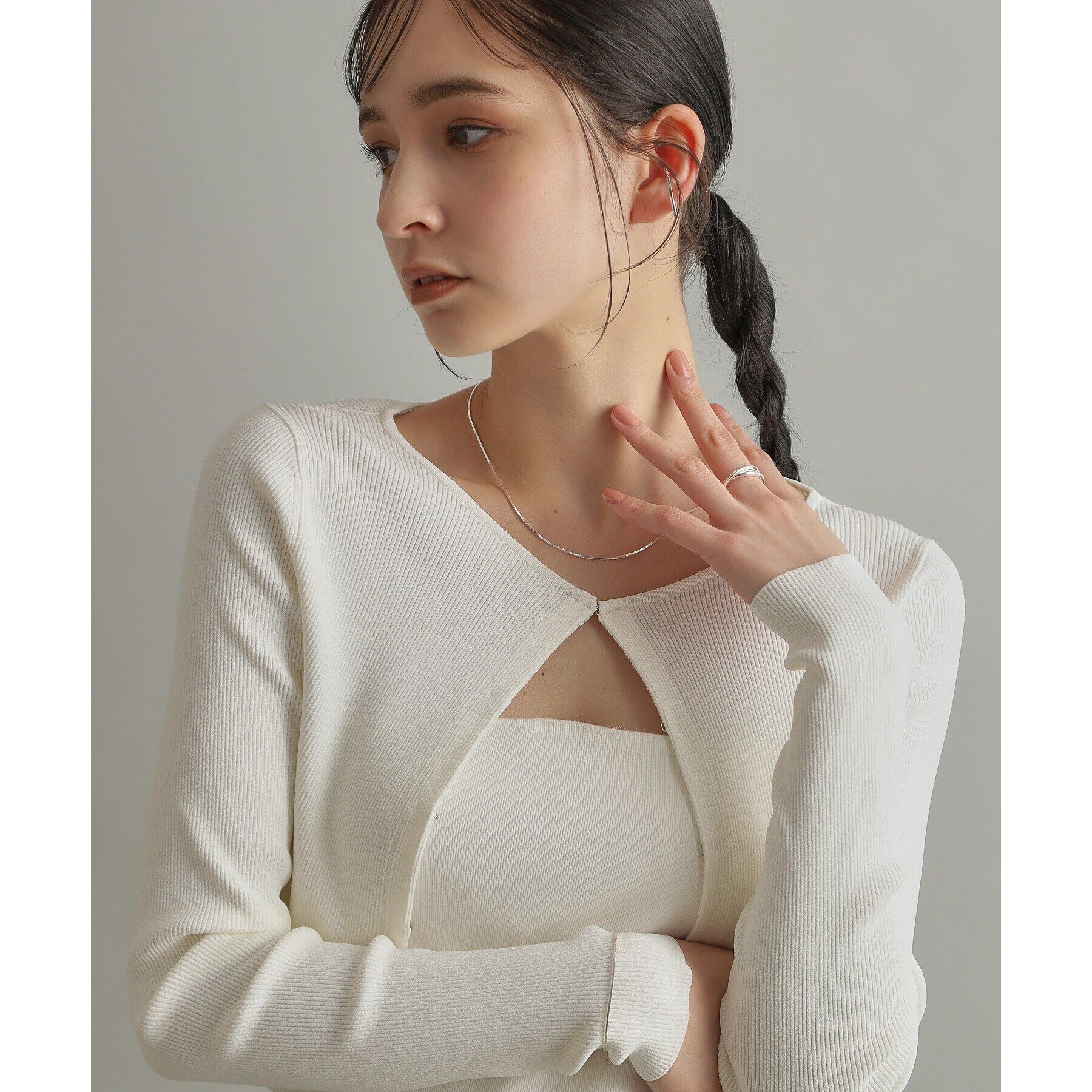 COCOSHNIK ONKITSCH「シルバー ソリッドイヤーカフ フラットアーク」|イヤリング|