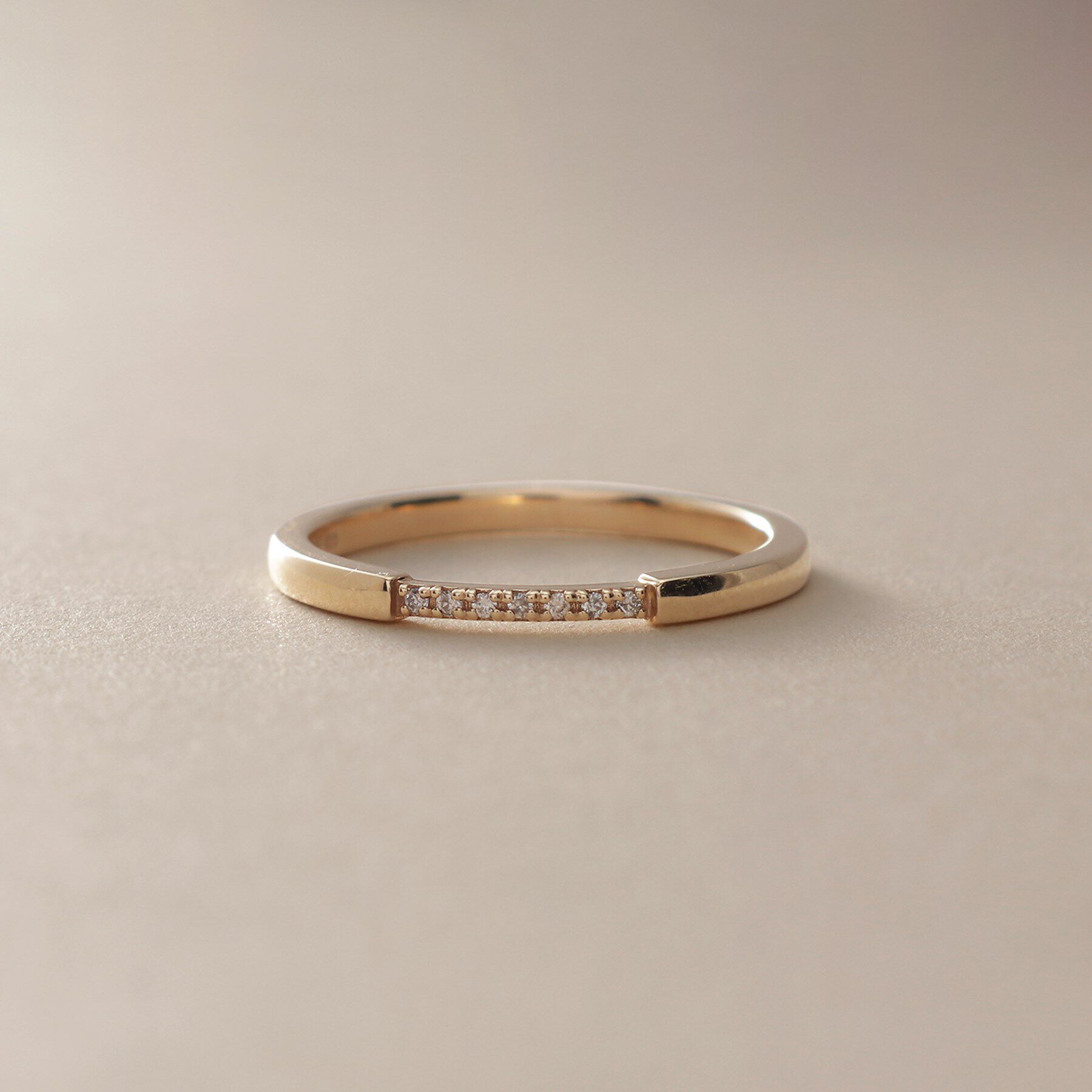 COCOSHNIK「K10ダイヤモンド センターステップ リング」|リング|