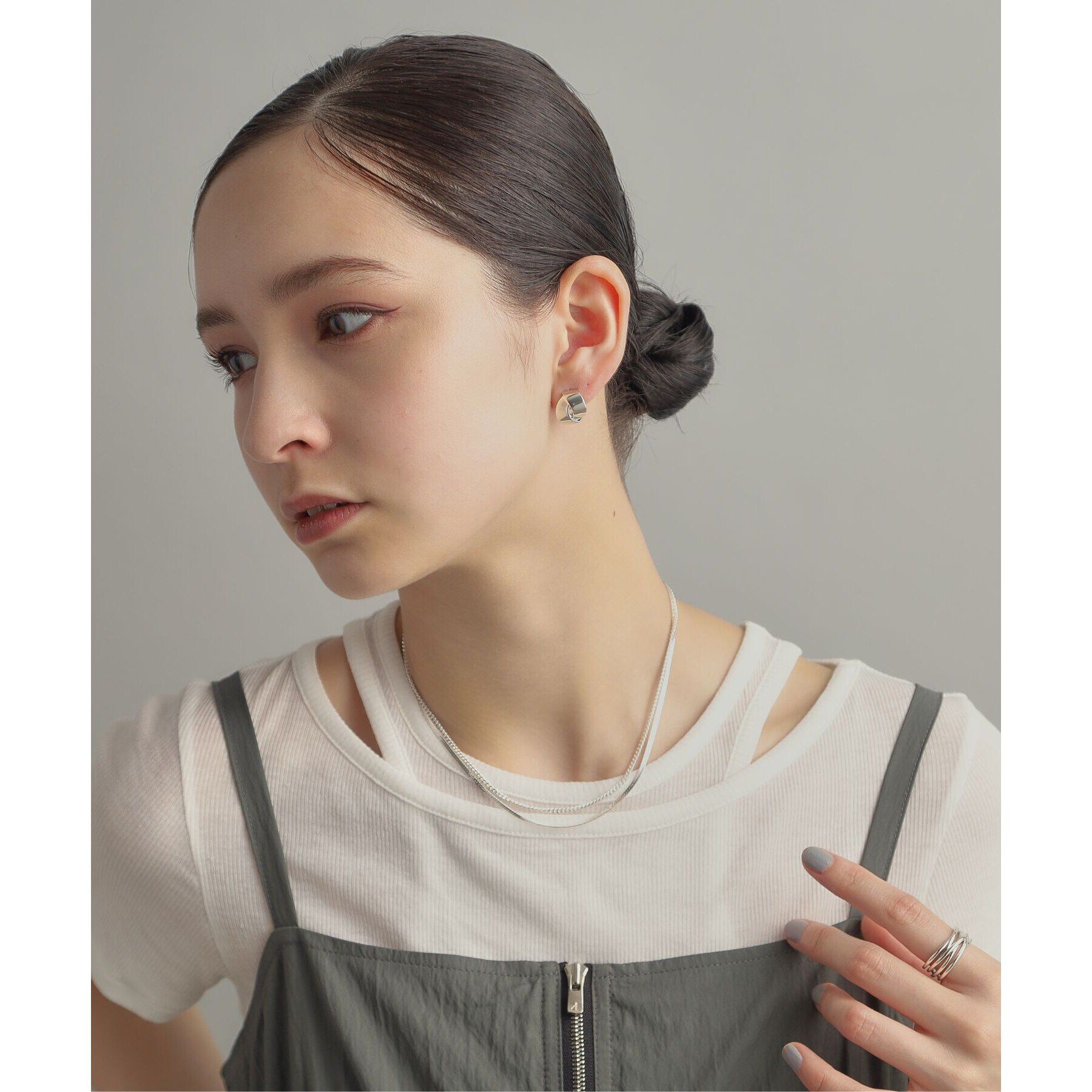 COCOSHNIK ONKITSCH「シルバー デザインチェーン カーブネックレス」|ネックレス|