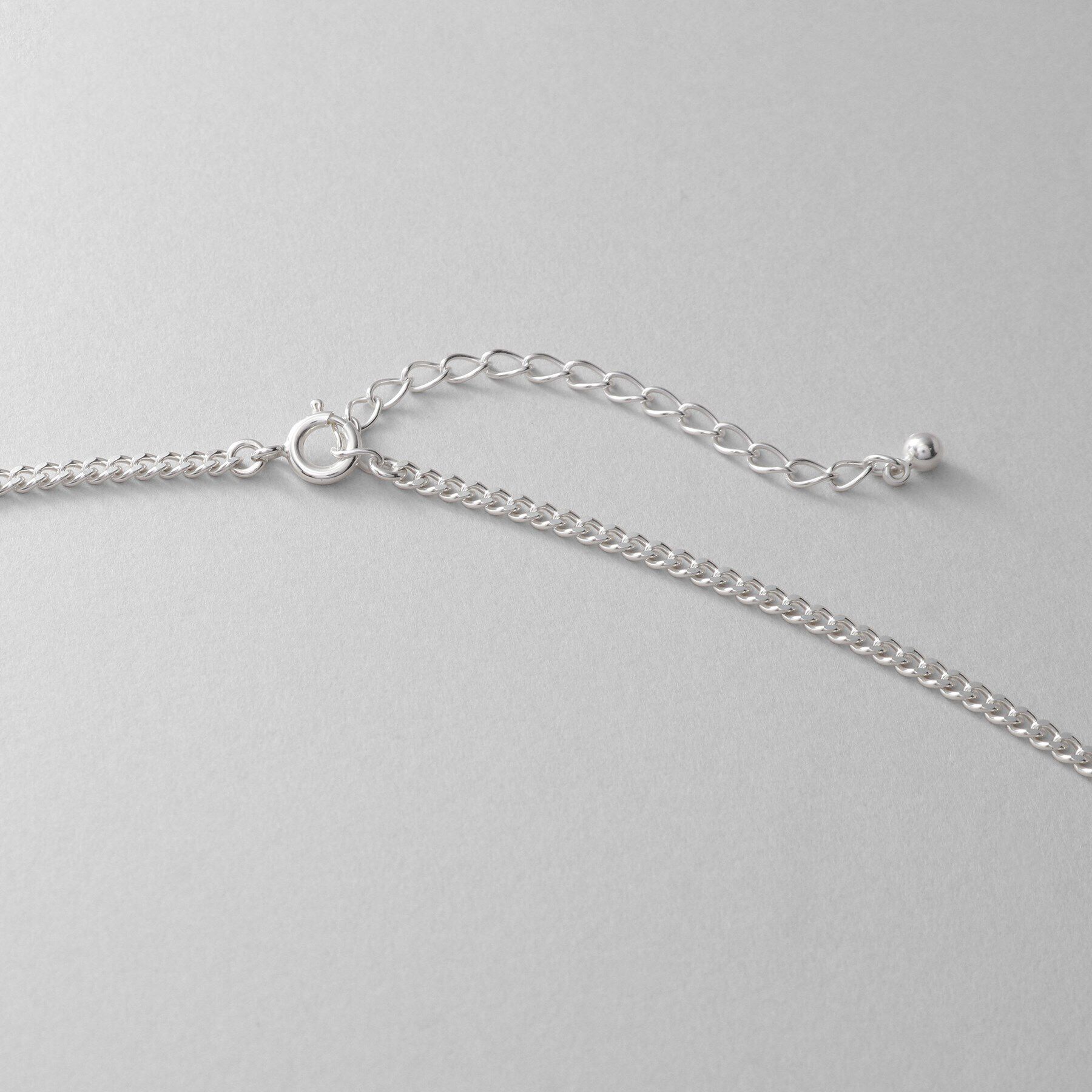 COCOSHNIK ONKITSCH「シルバー デザインチェーン カーブネックレス」|ネックレス|