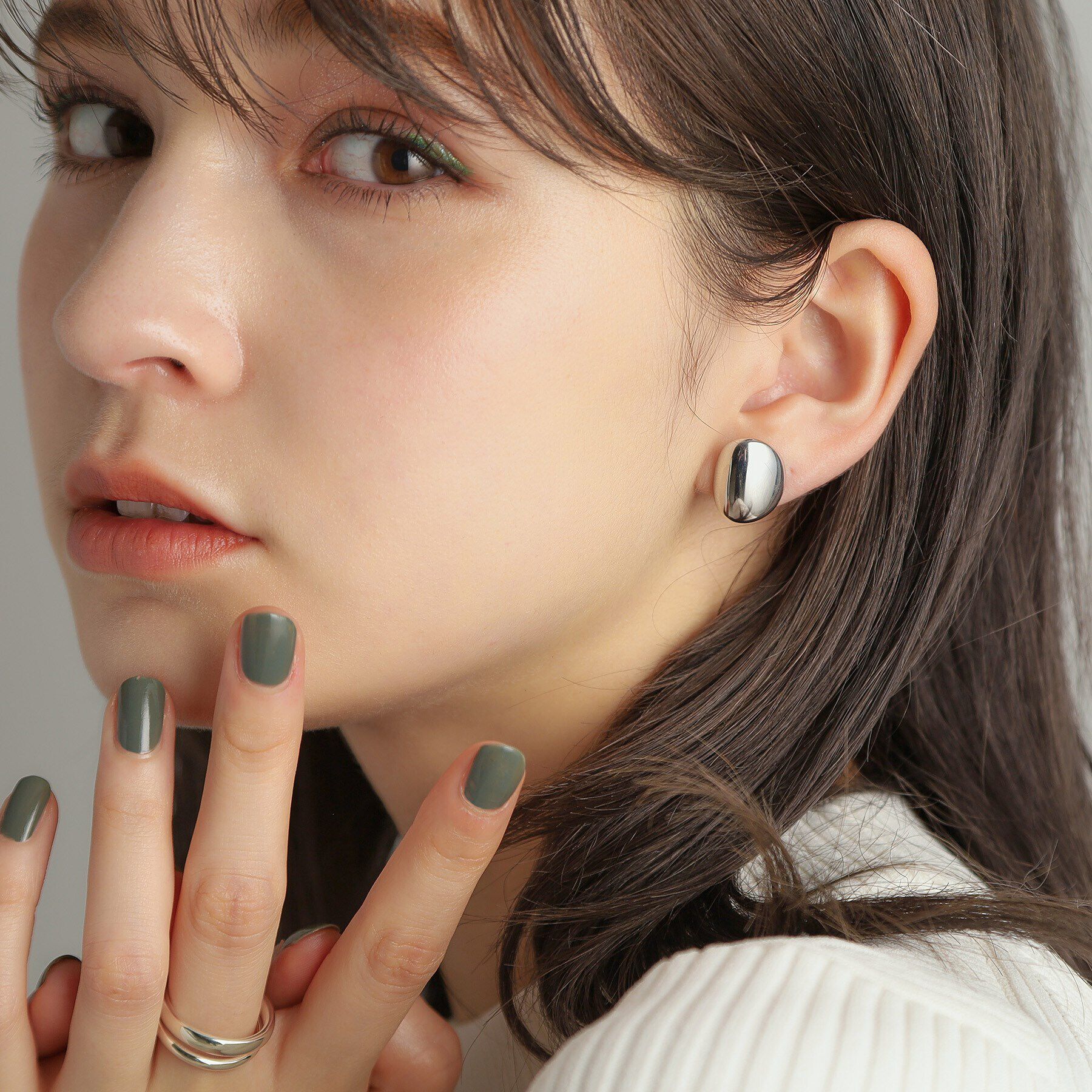 COCOSHNIK ONKITSCH「シルバー ホロウピアス Dシェイプ」|ピアス|