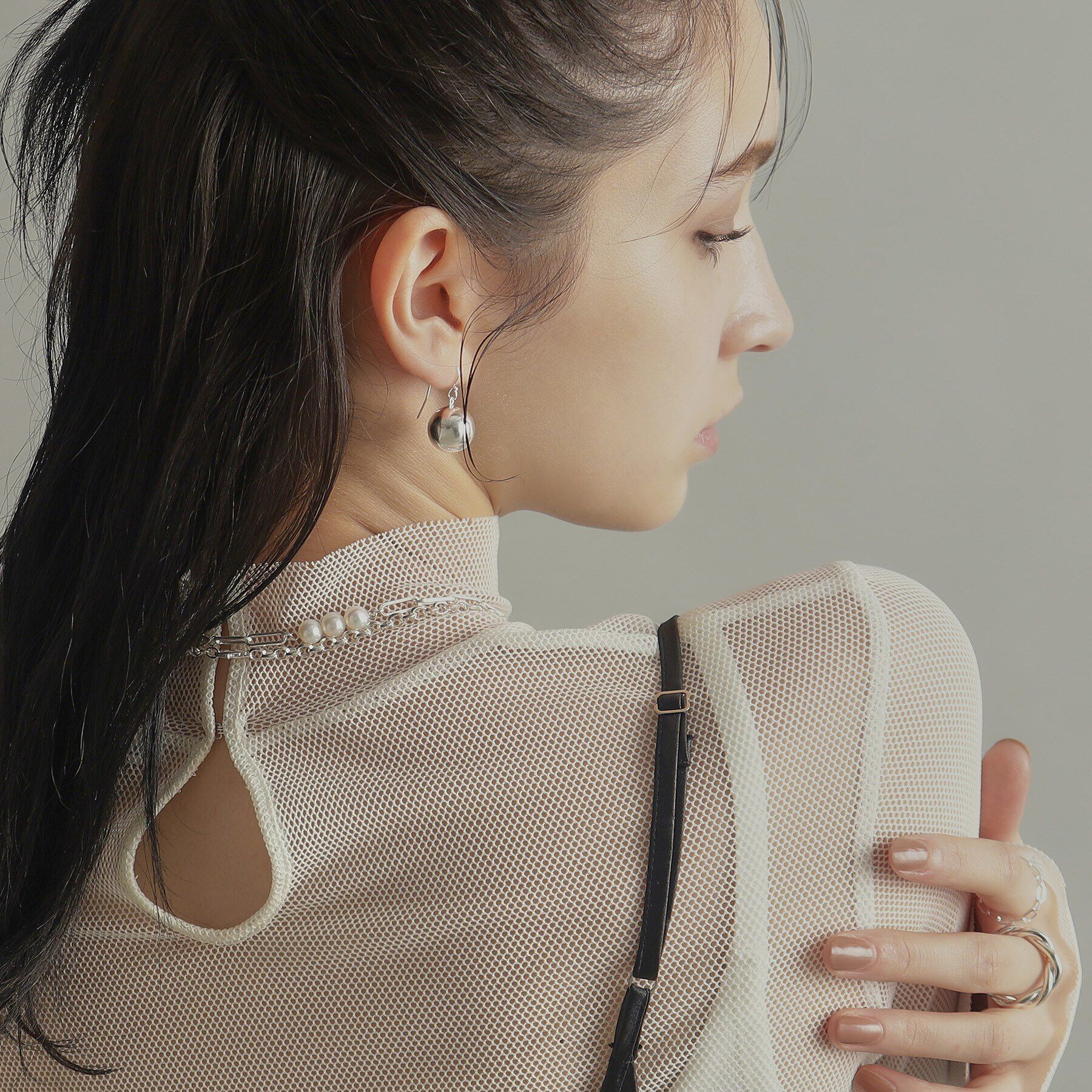 COCOSHNIK ONKITSCH「シルバー フラットケーブルチェーン パールステーションネックレス」|ネックレス|