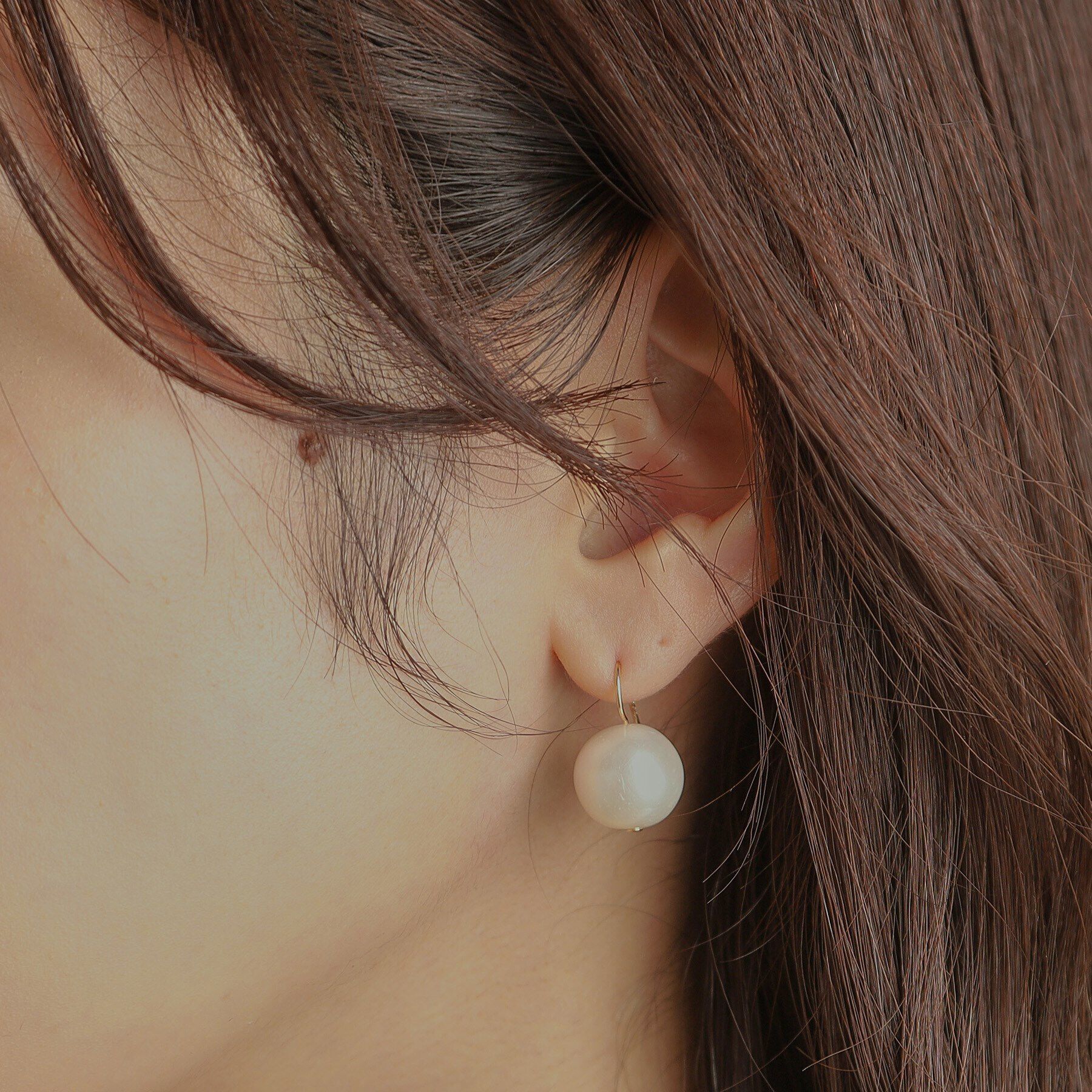 COCOSHNIK「K10プランプパール フックピアス」|ピアス|