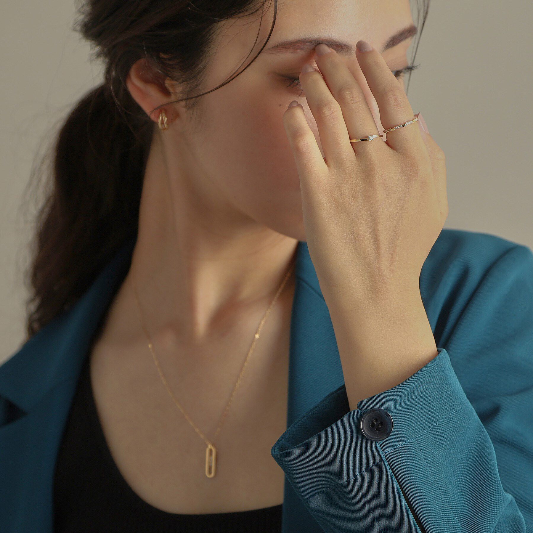 COCOSHNIK「K10ダイヤモンド 爪留めスクエアオルタネート リング」|リング|