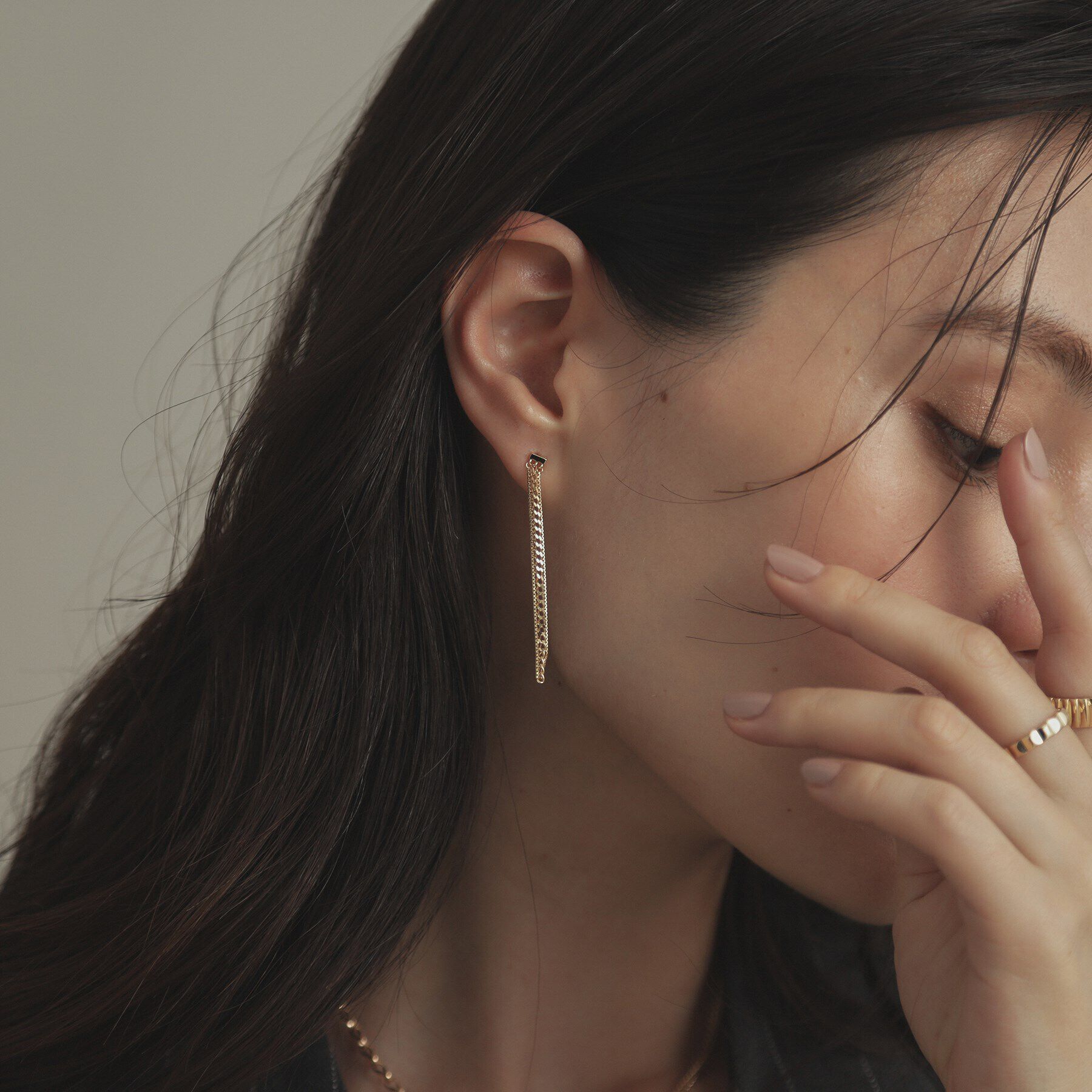 COCOSHNIK「K10キヘイ&times;ベネチアンチェーン スタッドピアス」|ピアス|