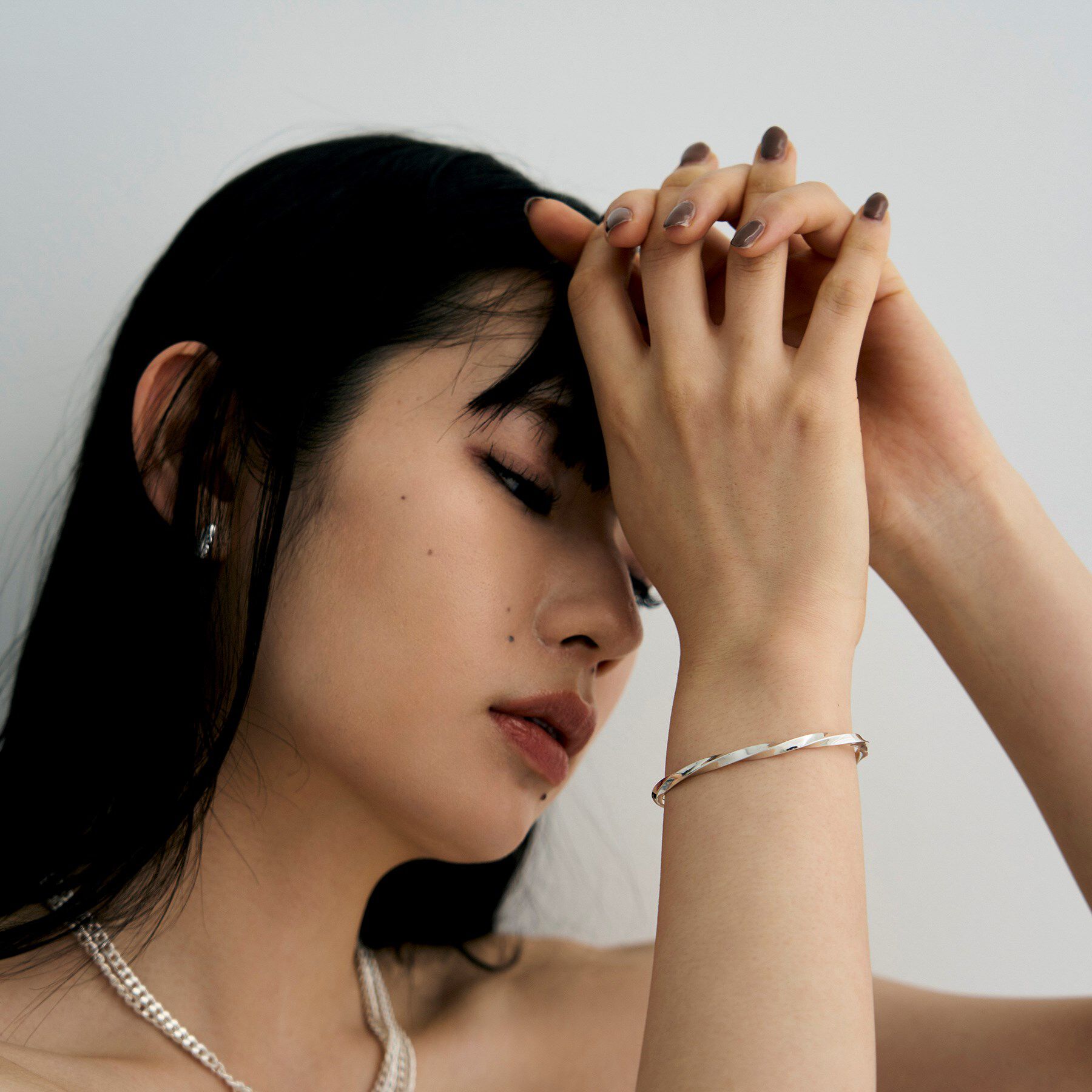 COCOSHNIK ONKITSCH「シルバー スクリューバングル」|ブレスレット・バングル|