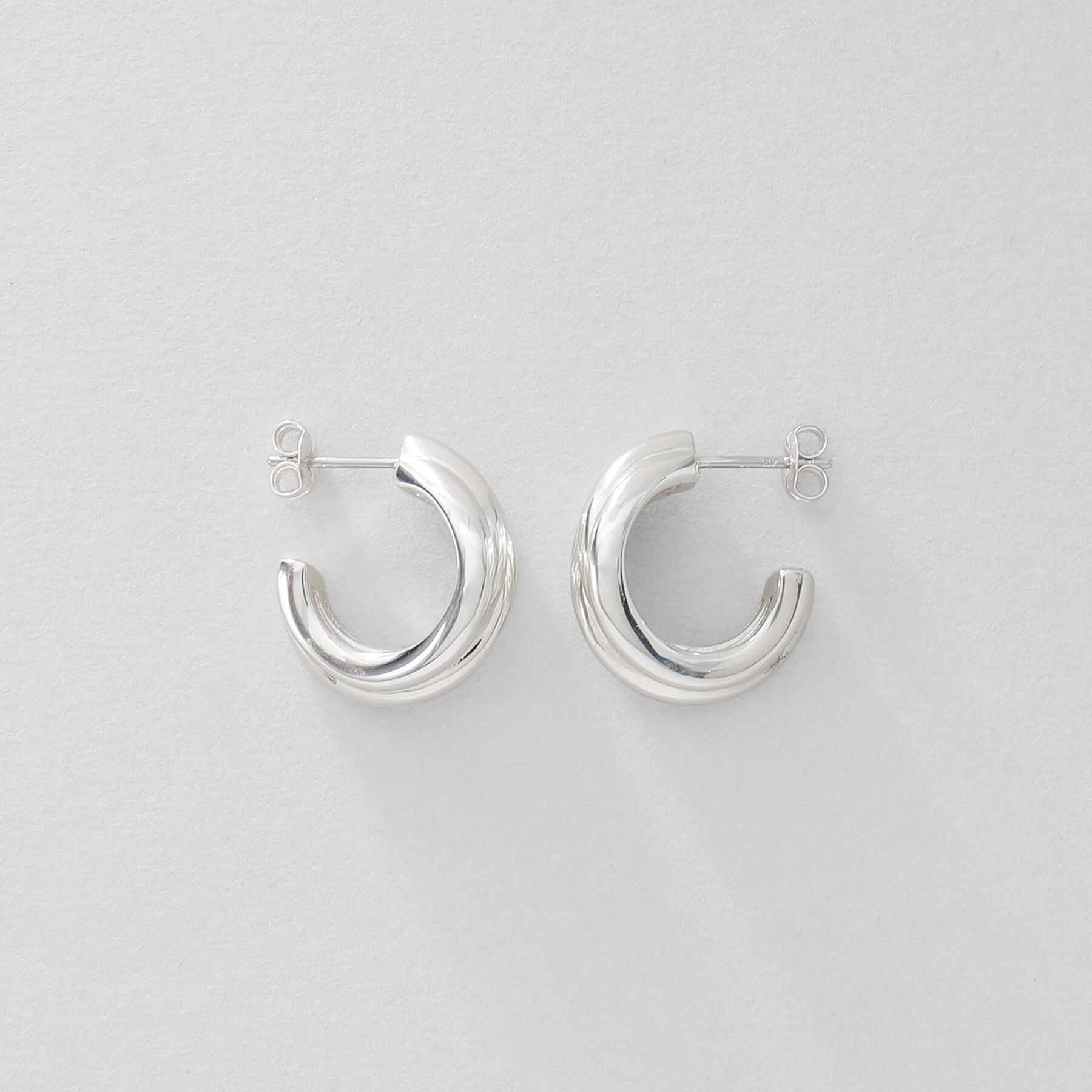 COCOSHNIK ONKITSCH「シルバー スモールフープ タングルドピアス」|ピアス|