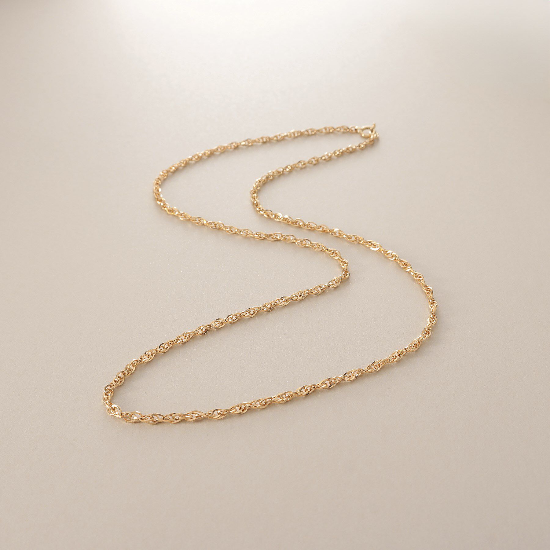 COCOSHNIK「K18角線スクリュー ネックレス」|ネックレス|