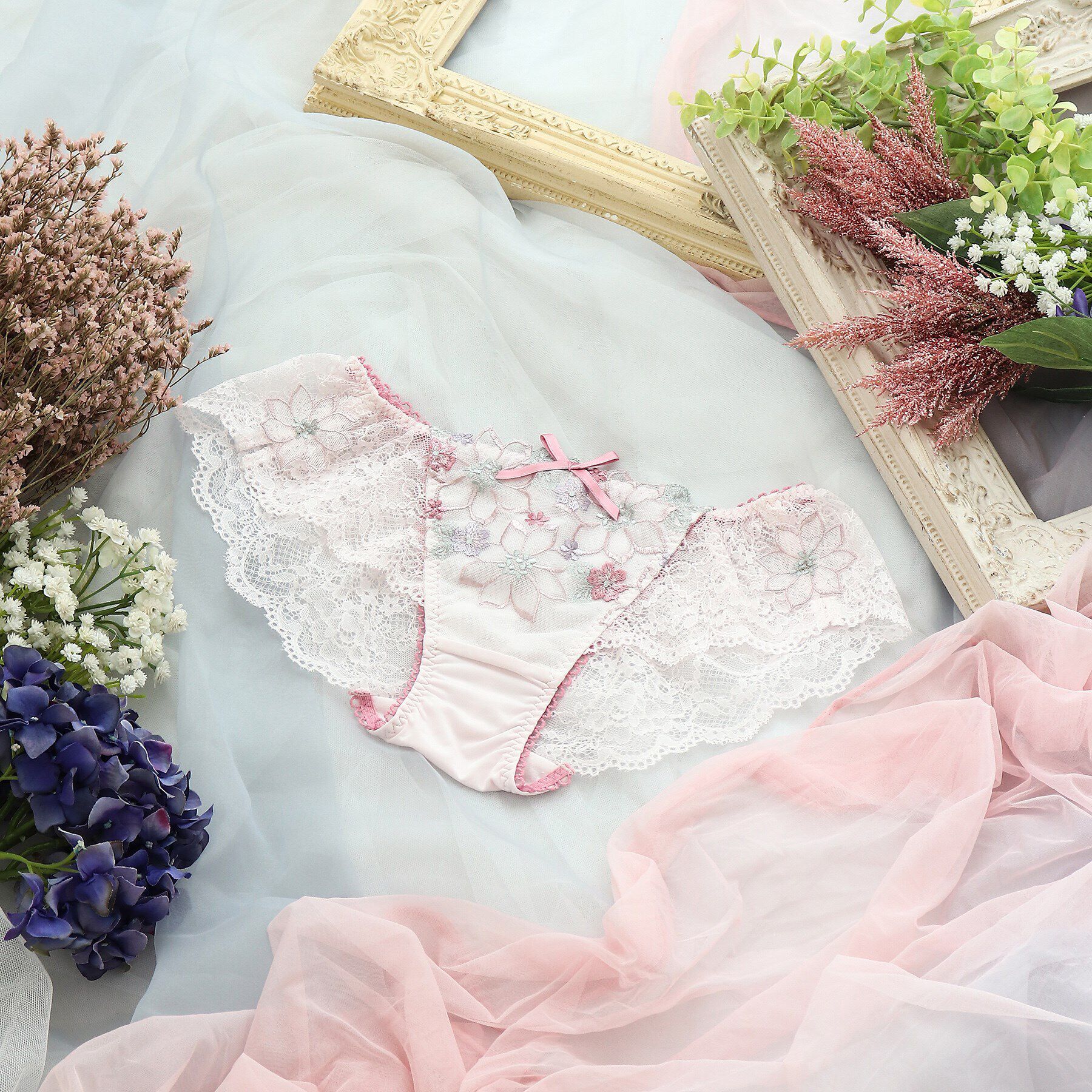 Risa Magli「カモミーユ レースショーツ」|インナー|ピンク(070)