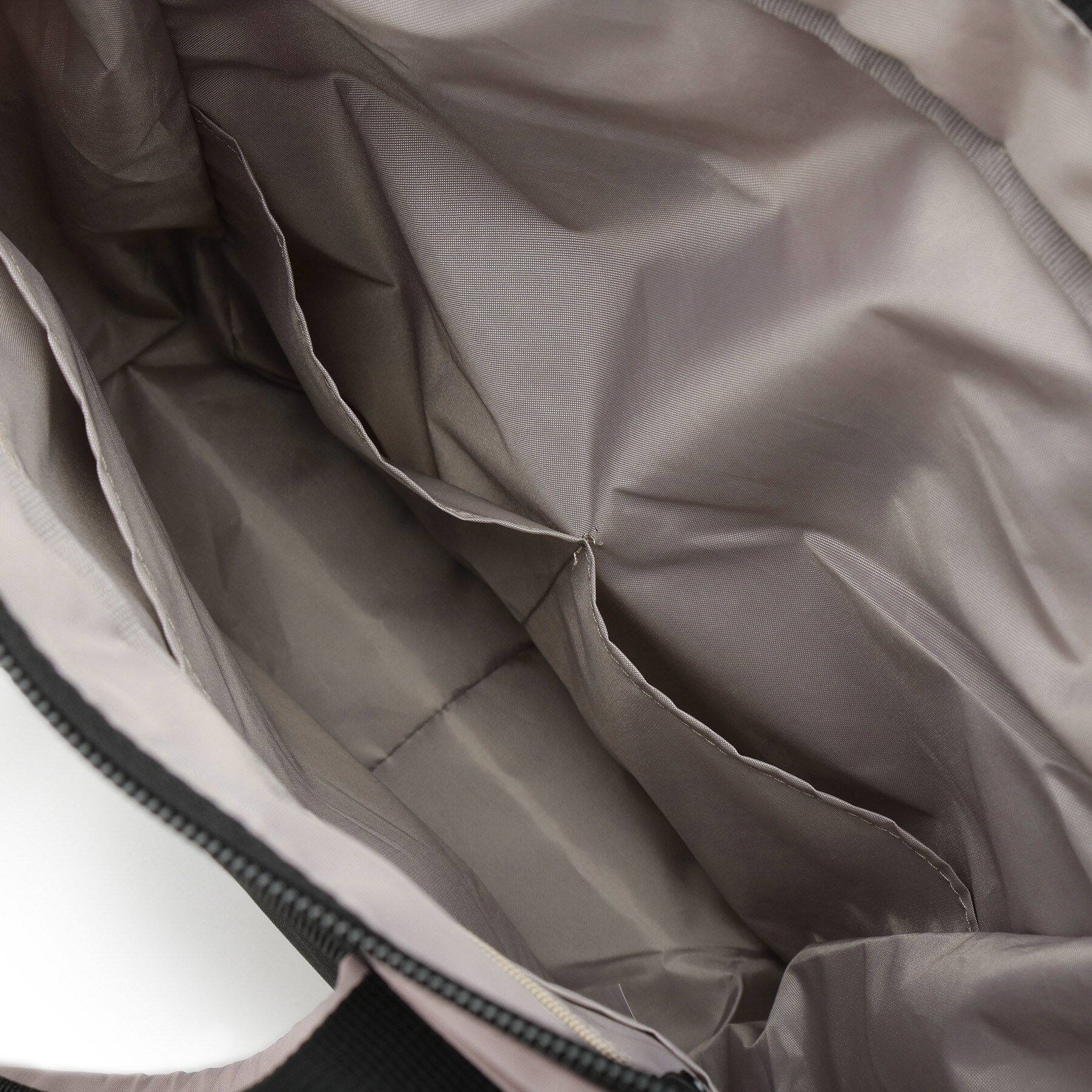 ITS&rsquo;DEMO「【撥水／A4対応】リップストップ10ポケットリュック」|リュック|