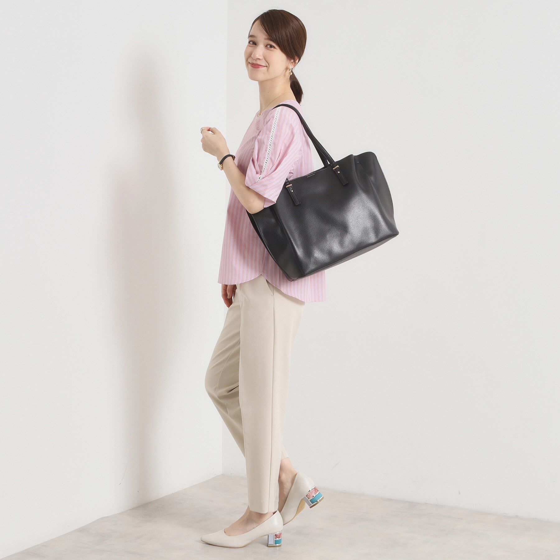 ITS&rsquo;DEMO「＜かるバッグ＞横型A4トート【通勤／PC対応】」|トートバッグ|