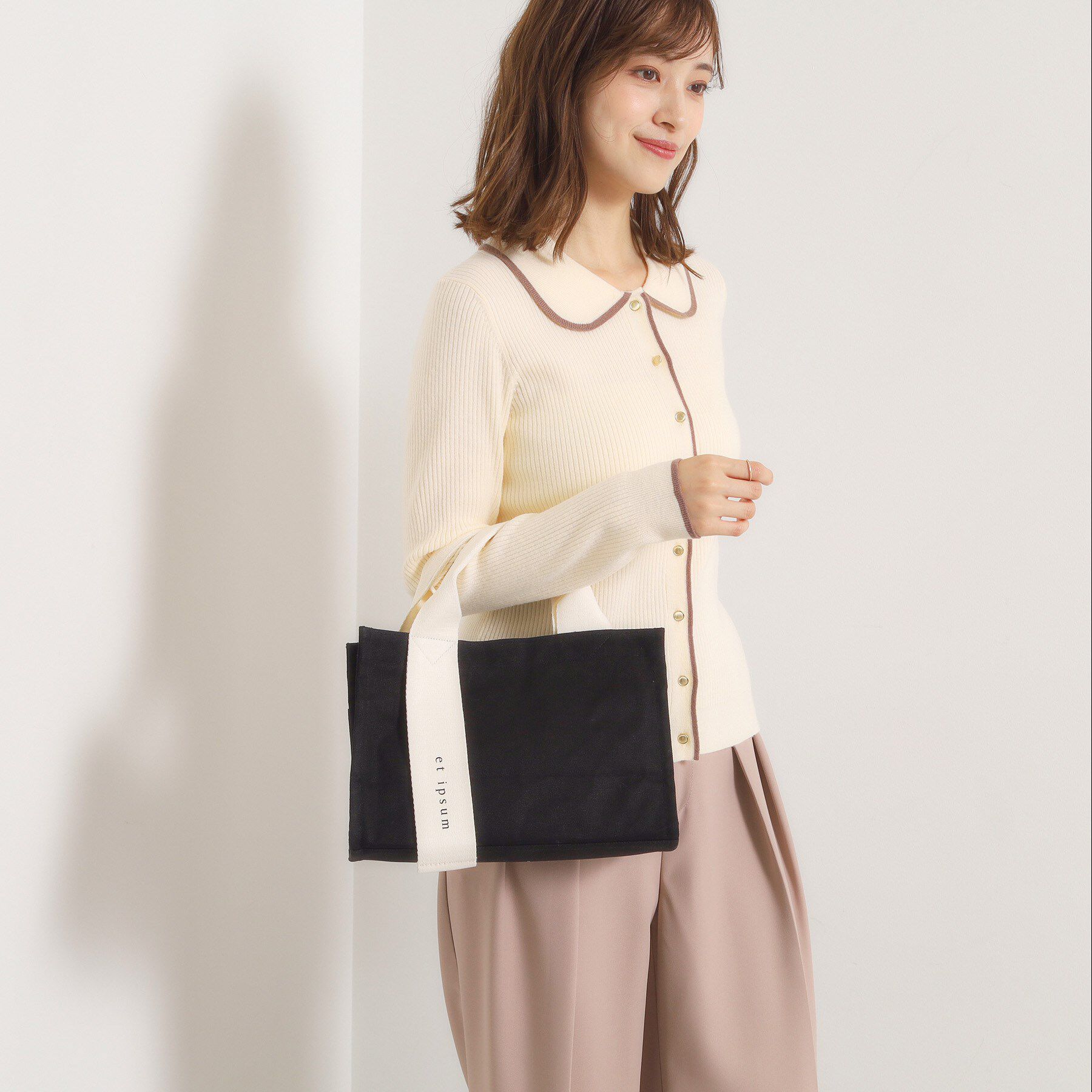 ITS&rsquo;DEMO「オッドハンドルトート」|トートバッグ|