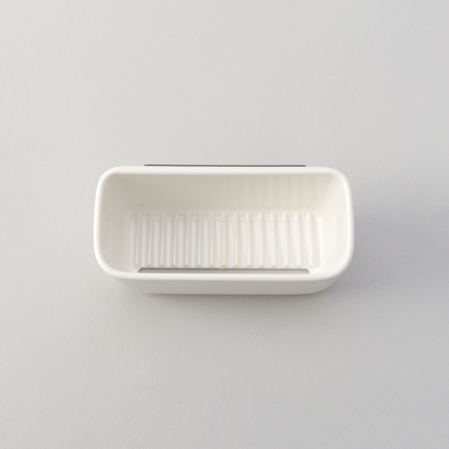 212 KITCHEN STORE「マグネット浴室小物入れ WH ＜marna マーナ＞」|食器・キッチングッズ|