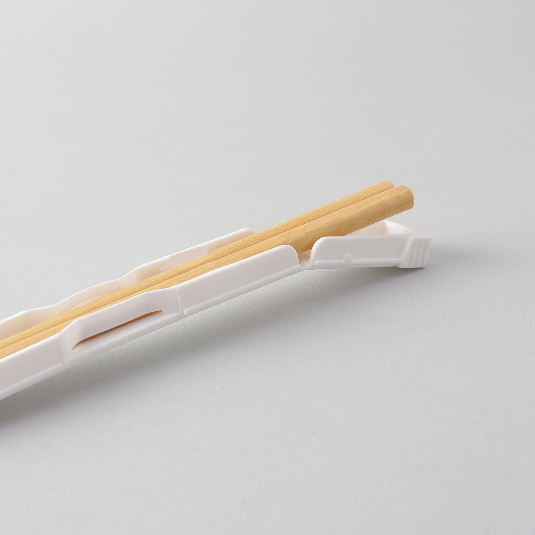 212 KITCHEN STORE「やさしい彩 箸箱＆抗菌箸 抹茶色」|食器・キッチングッズ|