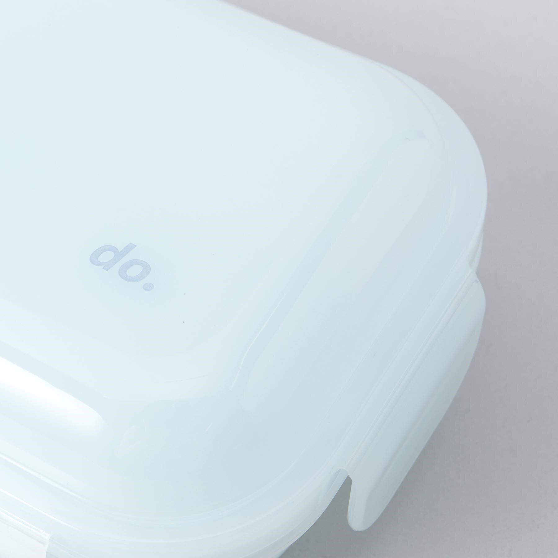 212 KITCHEN STORE「盛り付けしやすい弁当箱 ドームマン 400 BL」|食器・キッチングッズ|