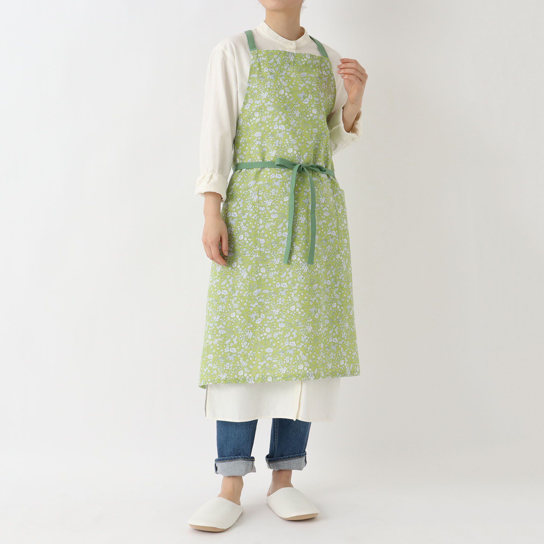 212 KITCHEN STORE「フローラルリーフエプロン GR」|食器・キッチングッズ|