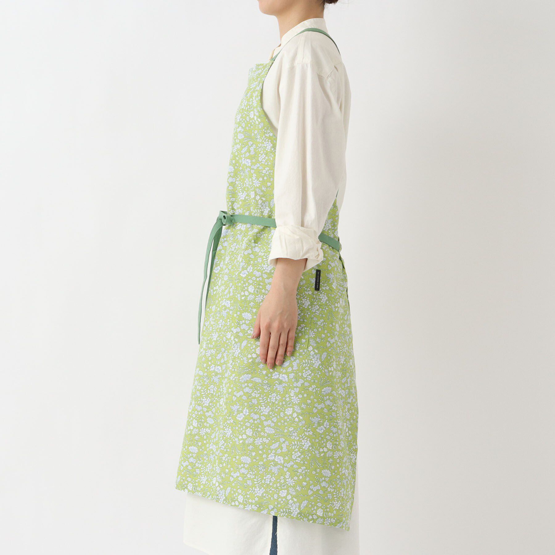 212 KITCHEN STORE「フローラルリーフエプロン GR」|食器・キッチングッズ|