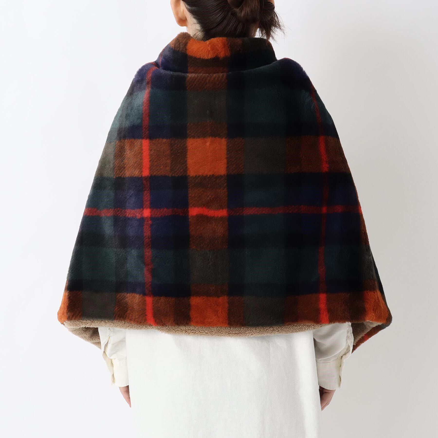 212 KITCHEN STORE「チェックファー ポンチョ ネイビー」|ブランケット|