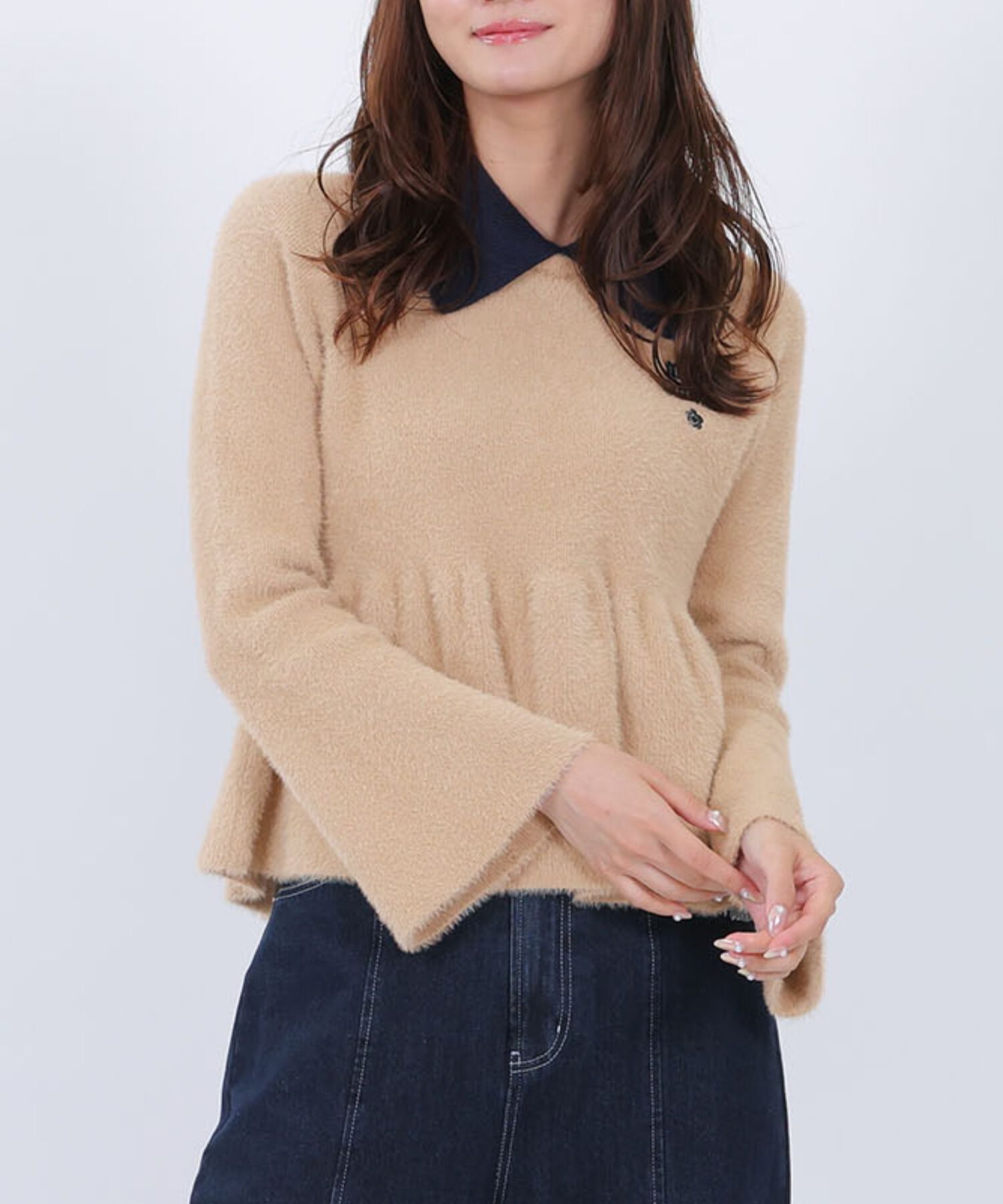 MARY QUANT「シャギーペプラム プルオーバー」|スウェット・ジャージ|キャメル
