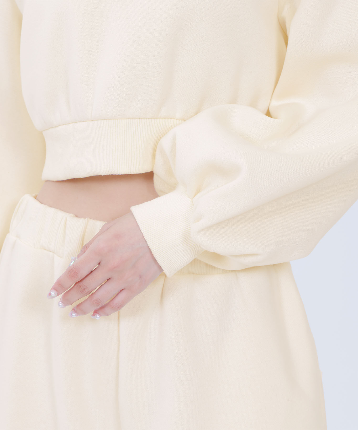 MARY QUANT「エンボス刺繍 プルオーバー」|スウェット・ジャージ|