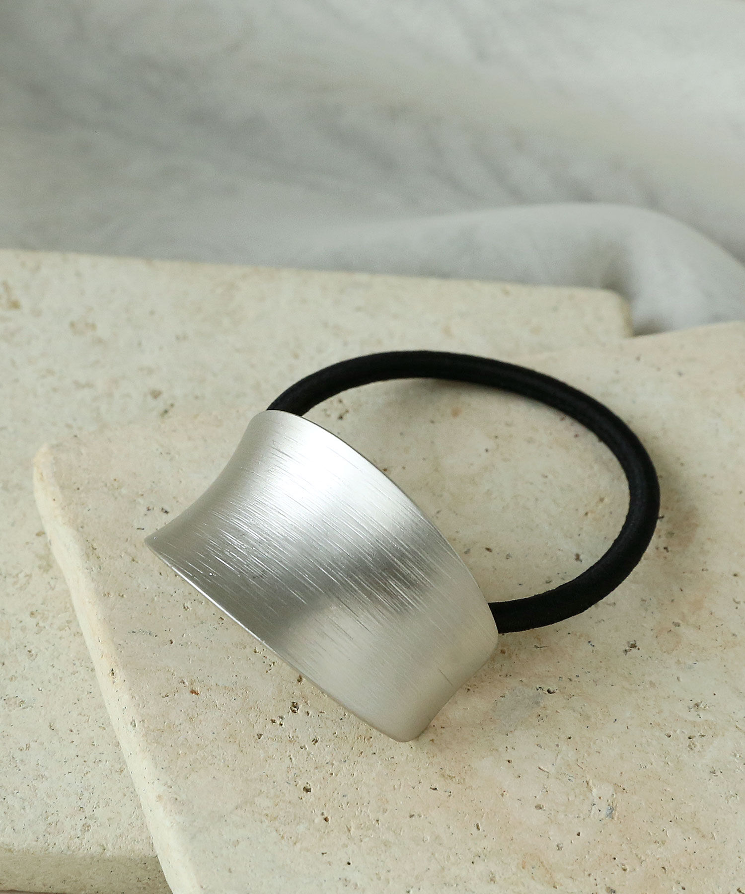 colleca la「マットメタルヘアゴム」|ヘアゴム・シュシュ|