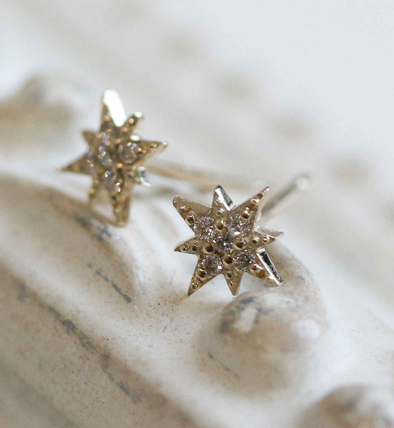  「ダイヤモンド スター ピアス | K10YG」|ピアス|