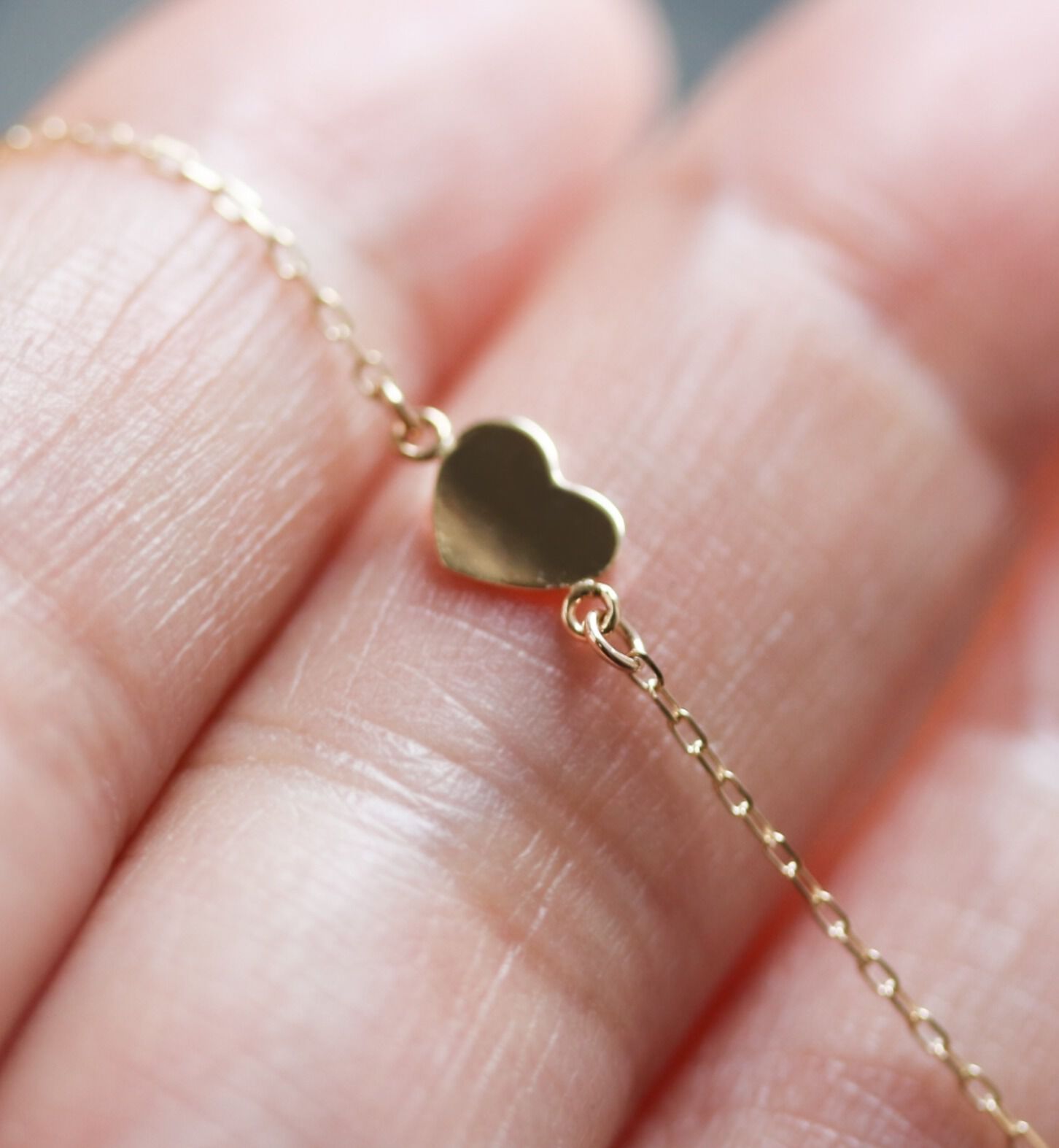  「ゴールド ハート ブレスレット | K10YG 〈Web限定〉」|ブレスレット・バングル|