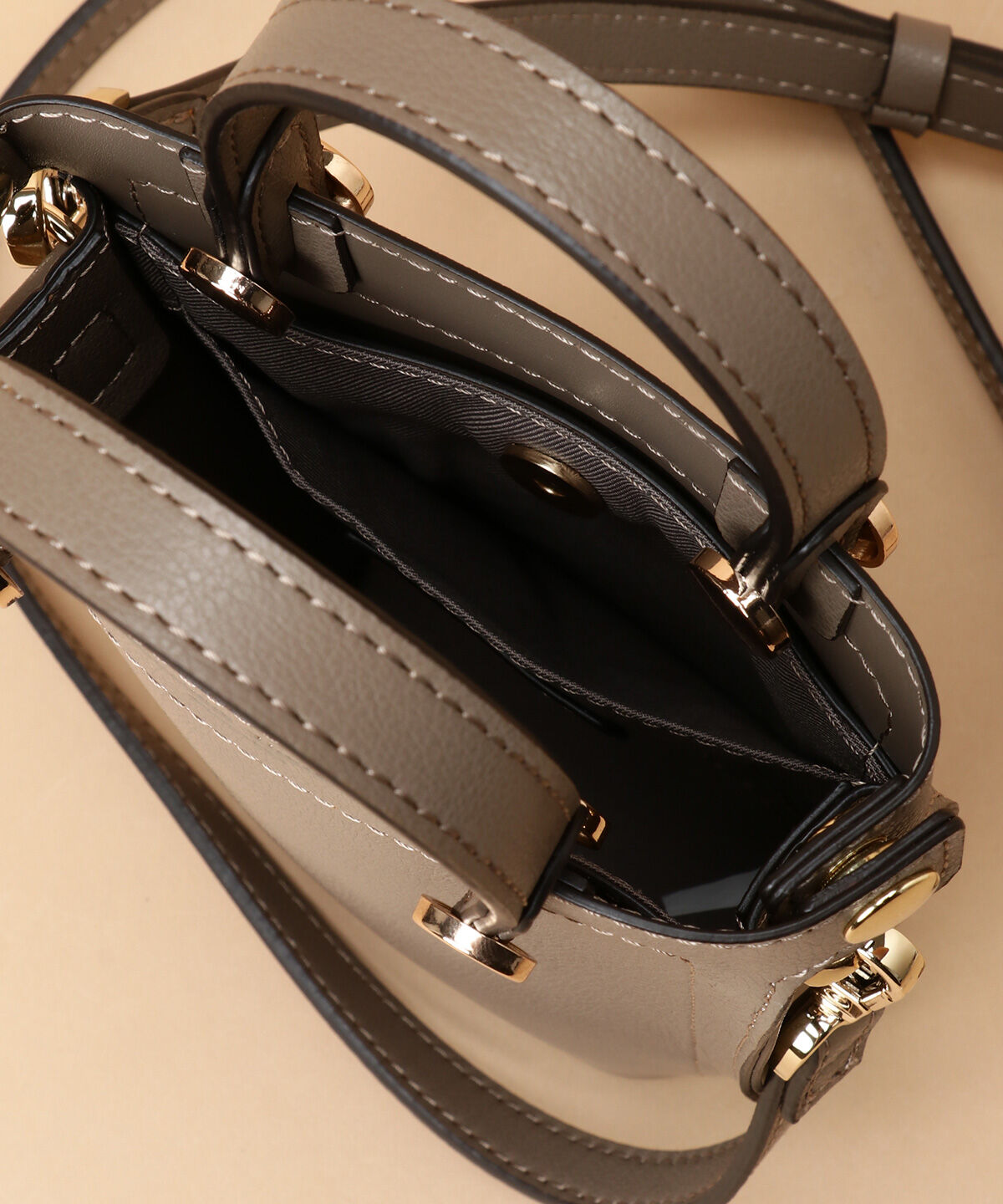 Samantha Thavasa「ミニチュア合皮ショルダーバッグ」|ショルダー・メッセンジャー|