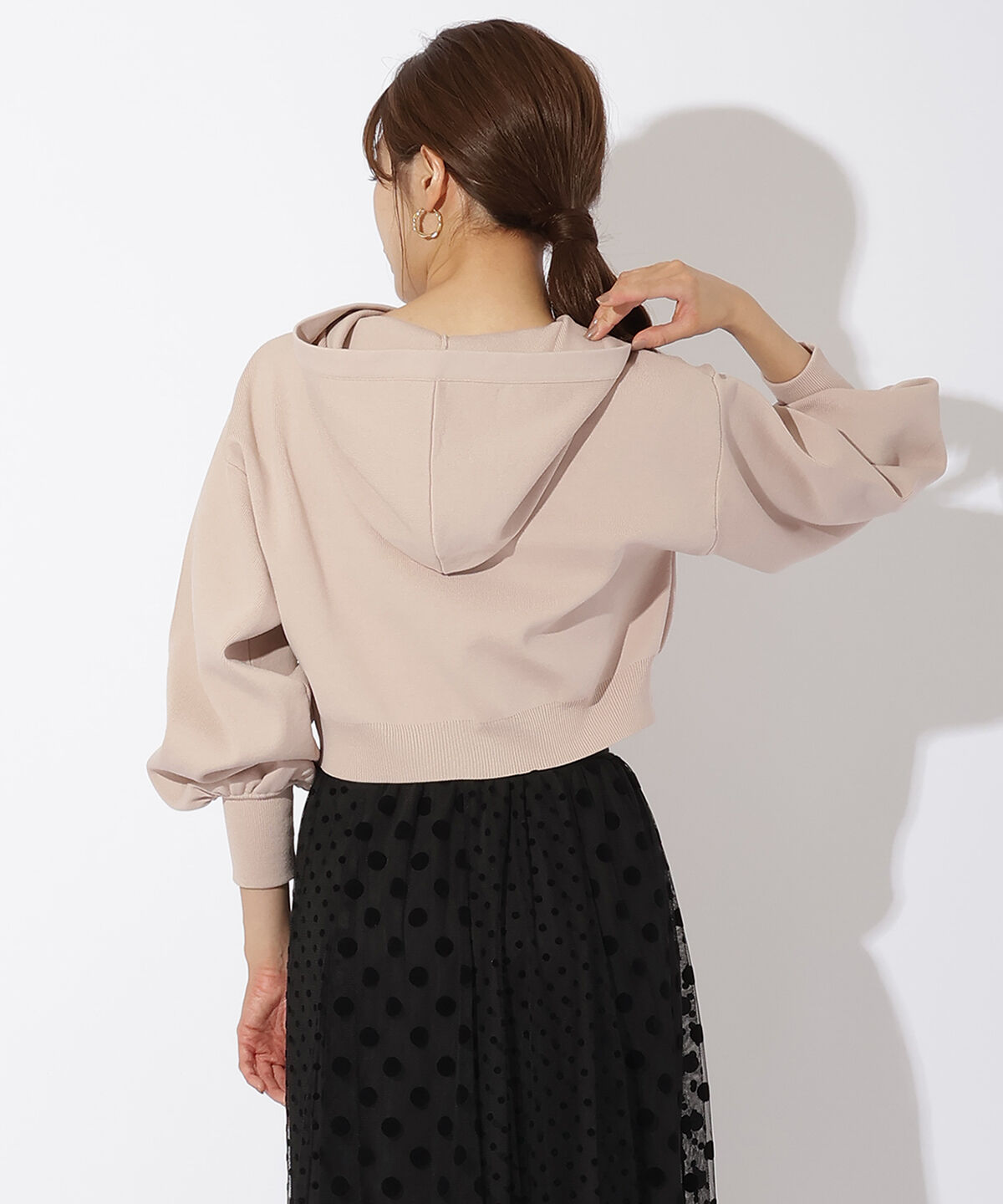 アンドクチュール「ニットクロップド丈ジップパーカー」|パーカー|