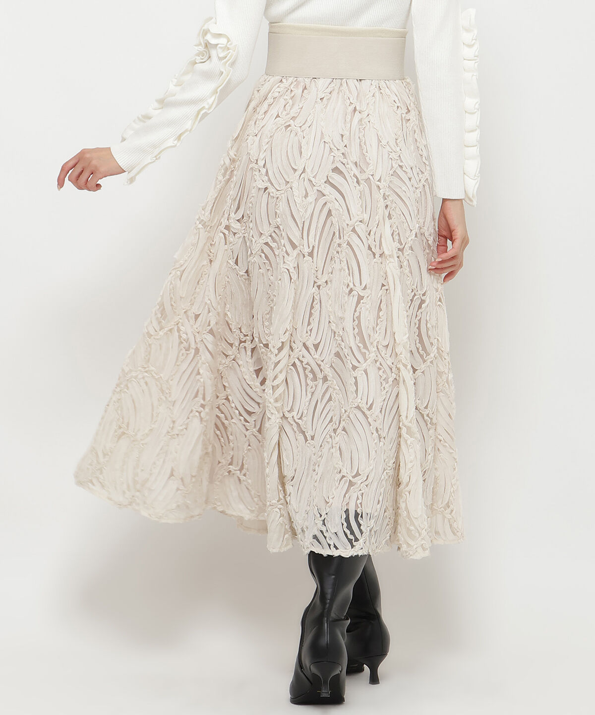 アンドクチュール「ウエストリブコード刺しゅうロングスカート」|フレア|