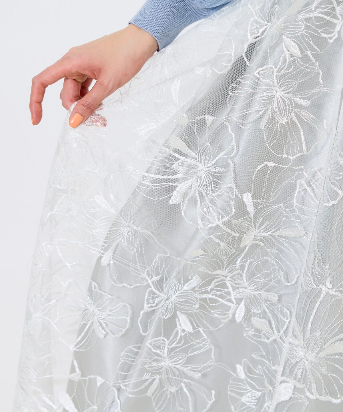 アンドクチュール「スパンコールフラワーチュールスカート」|フレア|