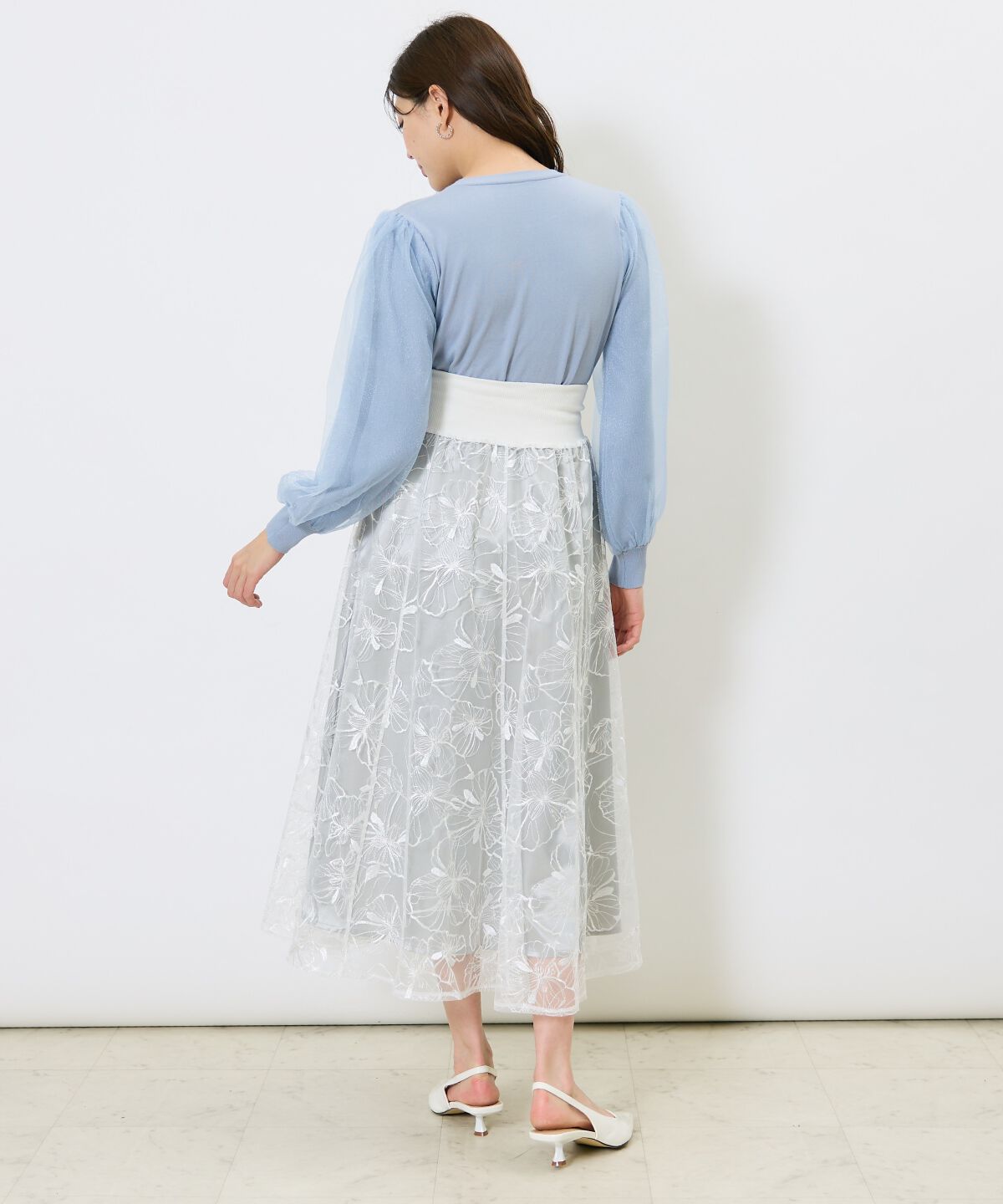 アンドクチュール「スパンコールフラワーチュールスカート」|フレア|