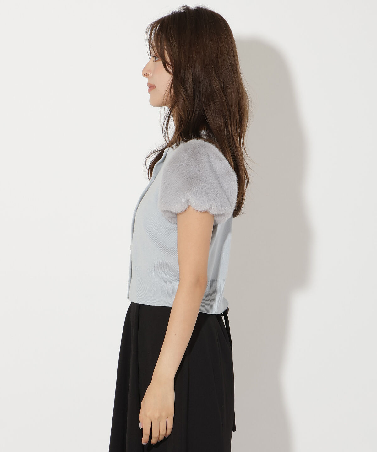 アンドクチュール「ファー付きビジューボタンプルオーバー」|ニット・セーター|