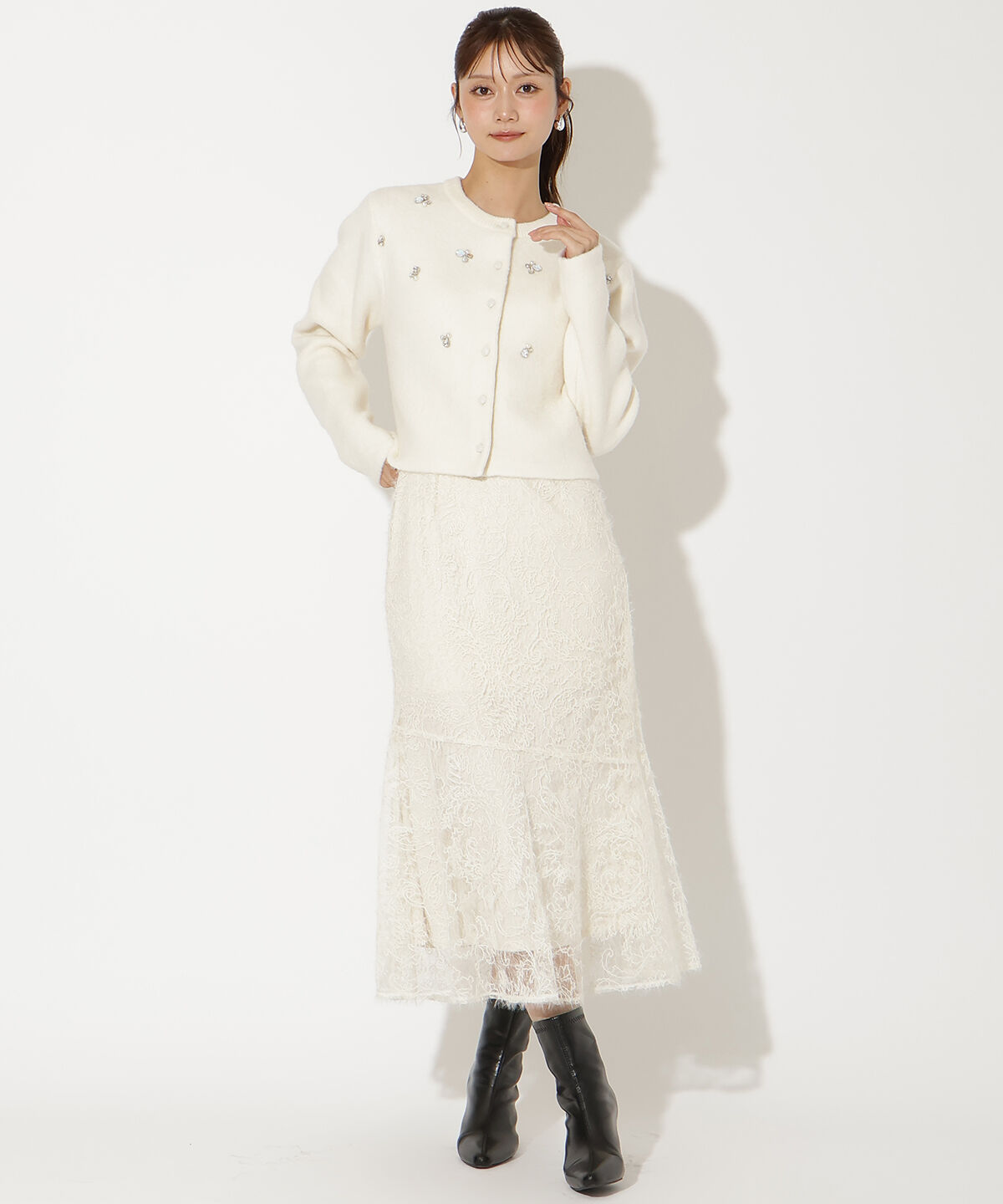 アンドクチュール「ビジュー付きニットカーディガン」|カーディガン|