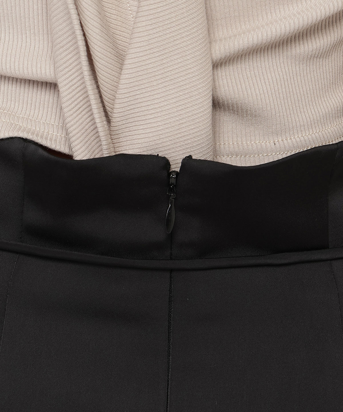 REDYAZEL「ハイウエストサテンナロースカート」|タイト|