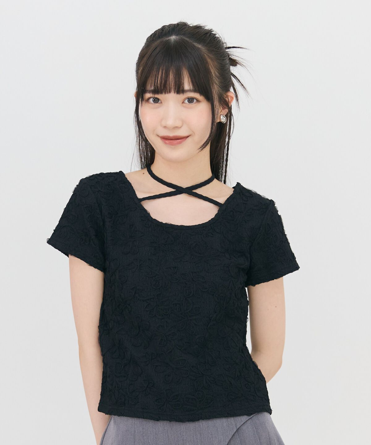 REDYAZEL「3DフラワーレースコンパクトTシャツ」|Tシャツ・カットソー|ブラック