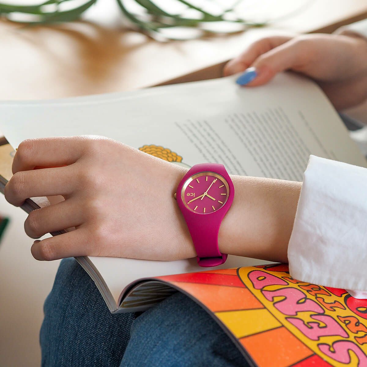 ICE-WATCH「〈ICE-WATCH(ｱｲｽｳｫｯﾁ)〉ICE brushed ｵｰｷｯﾄﾞ ｽﾓｰﾙ」|腕時計|YELLOW GOLD