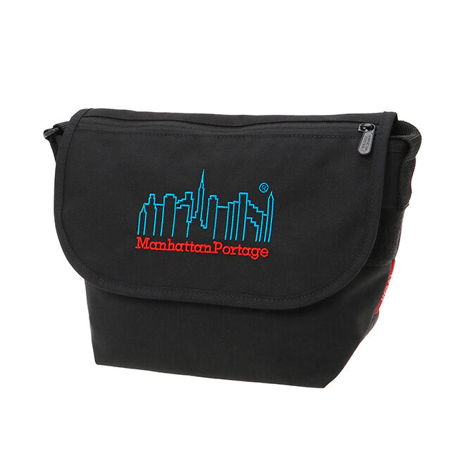 Manhattan Portage「Nylon Messenger Bag JR Flap Zipper Pocket 3D Embroidery Neon」|ショルダー・メッセンジャー|BLK