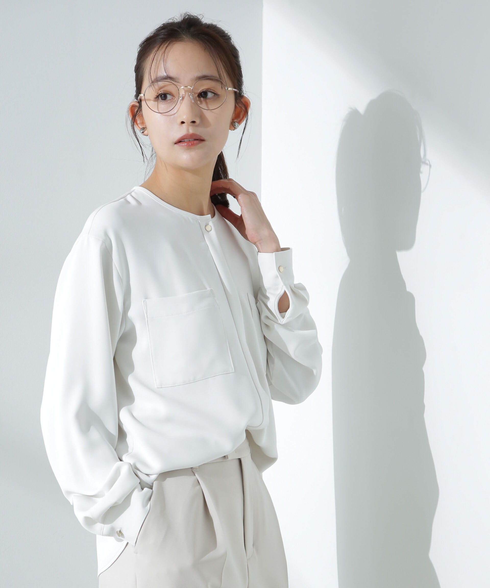 nano･universe「Ｗポケットブラウス」|シャツ・ブラウス|オフホワイト1