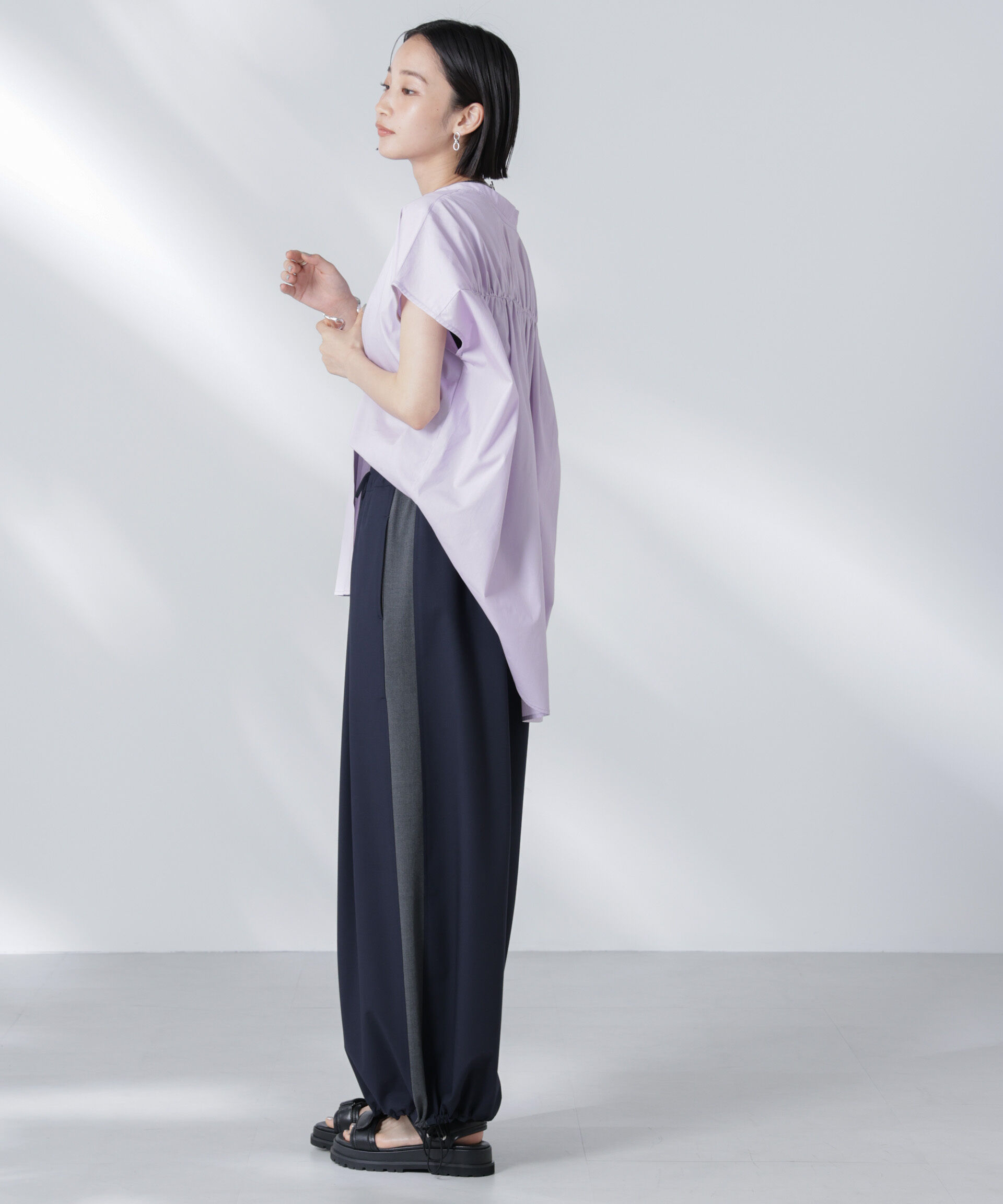 nano･universe「バックギャザーノースリーブブラウス」|シャツ・ブラウス|