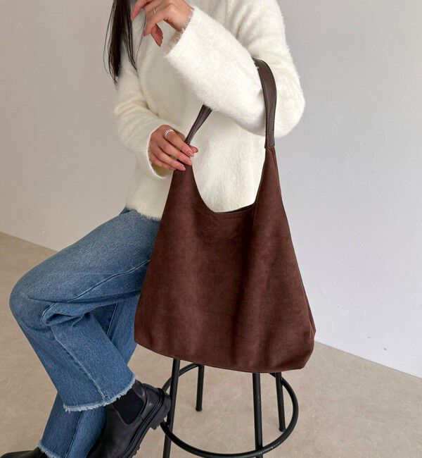 fredy emue「フェイクスエードトライアングルバッグ」|トートバッグ|ブラウン